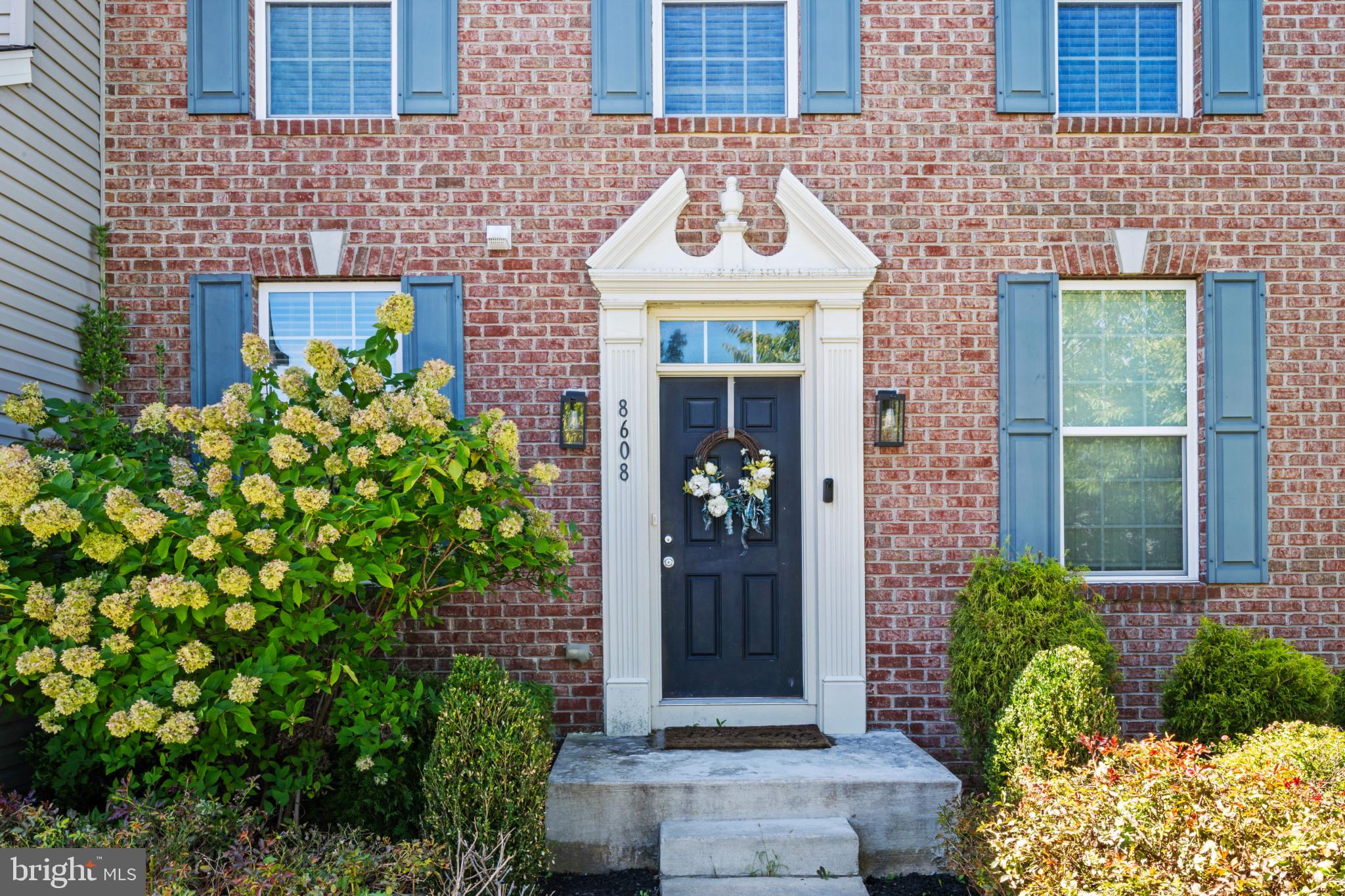 8608 DIAMOND RUN COURT