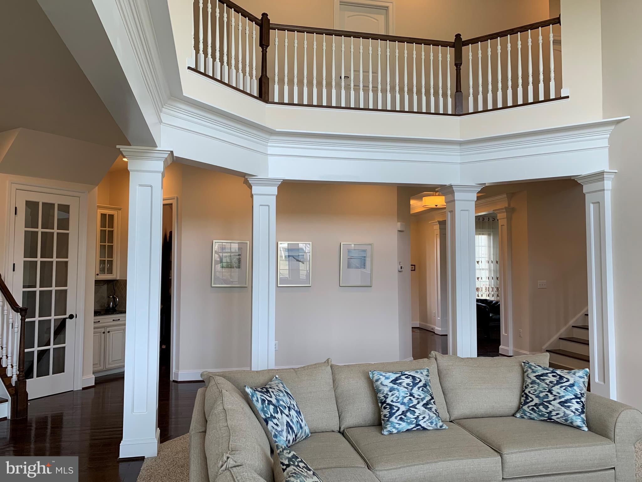 DAWSON'S CORNER - Residential