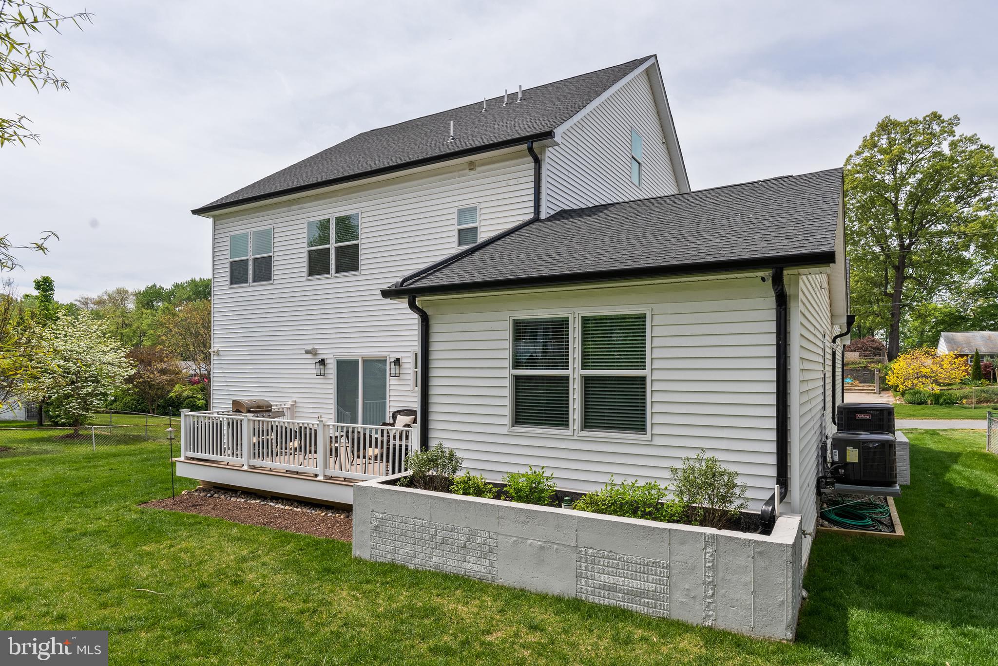 RAVENSWORTH - Residential