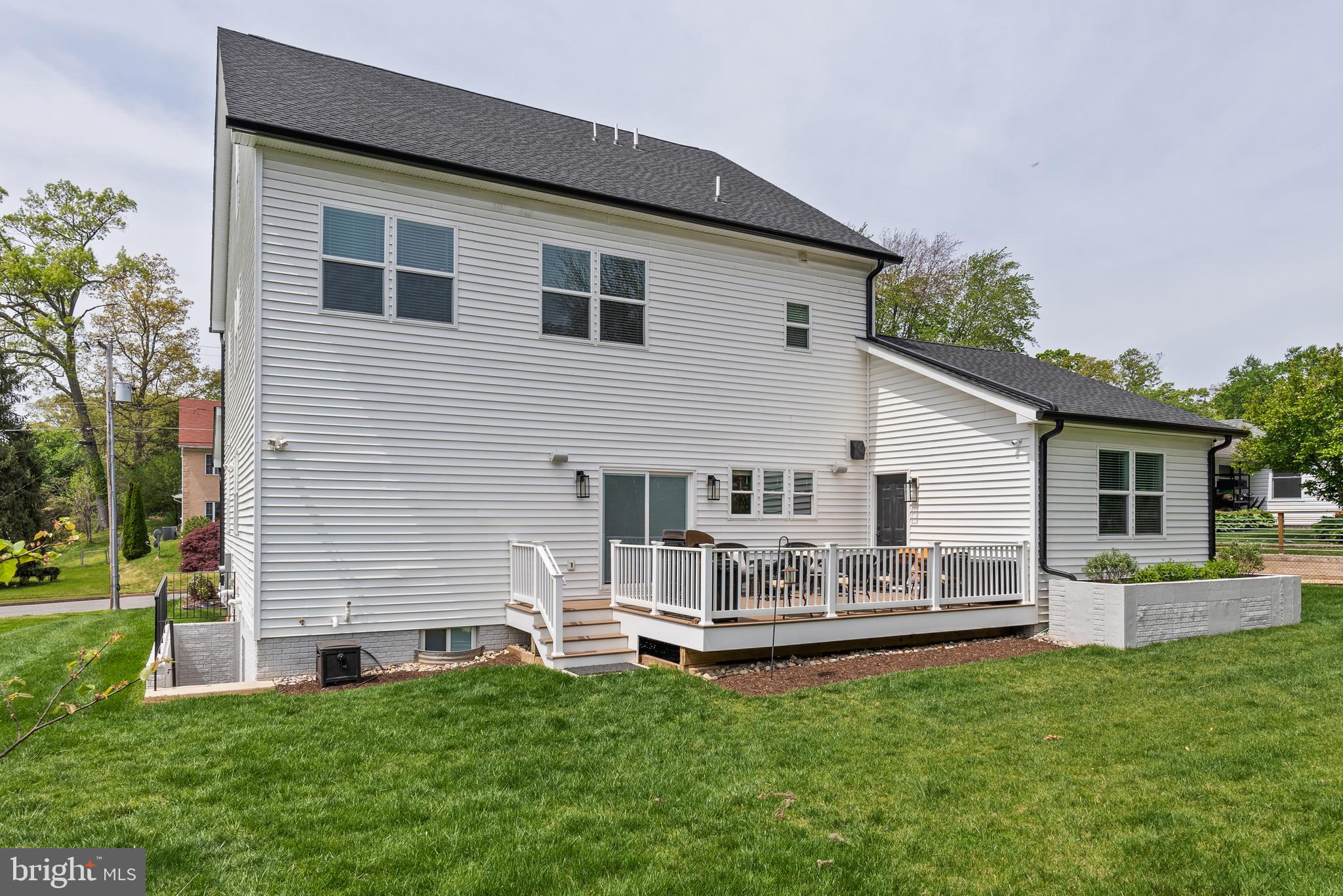 RAVENSWORTH - Residential