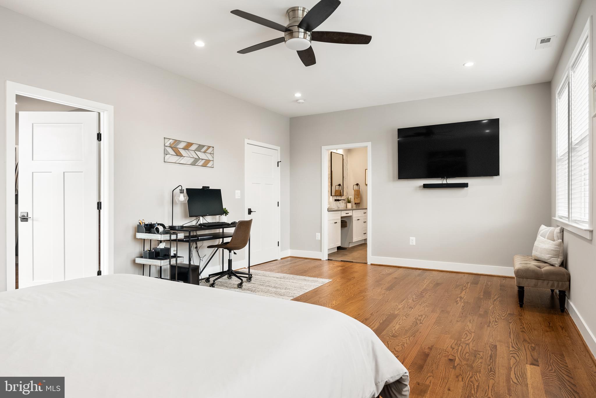 RAVENSWORTH - Residential