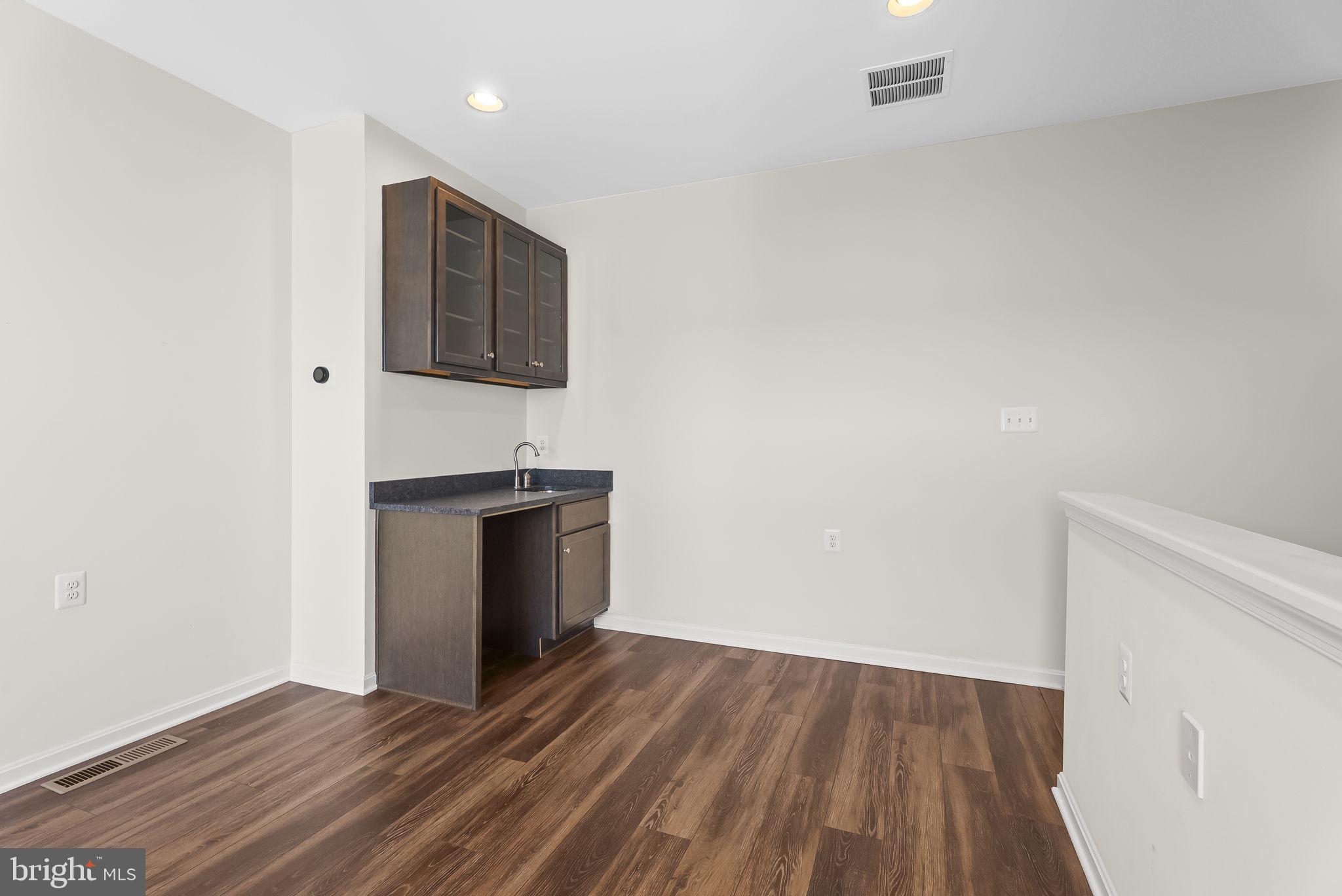 EASTCHURCH - Residential