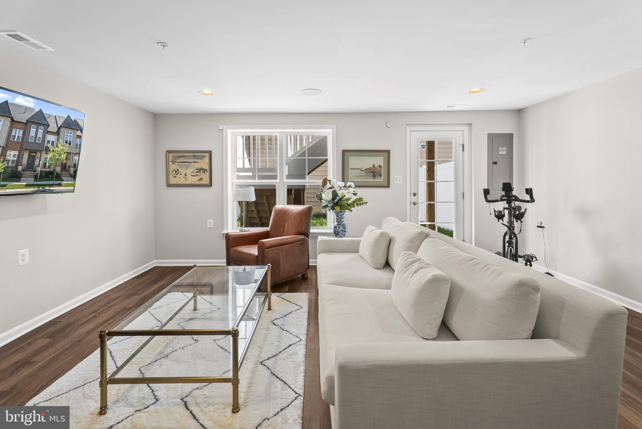 EASTCHURCH - Residential