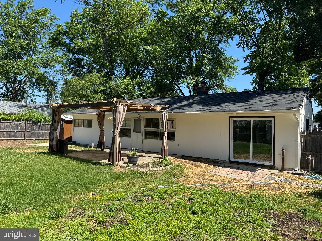 OAKTREE HOLLOW - Residential