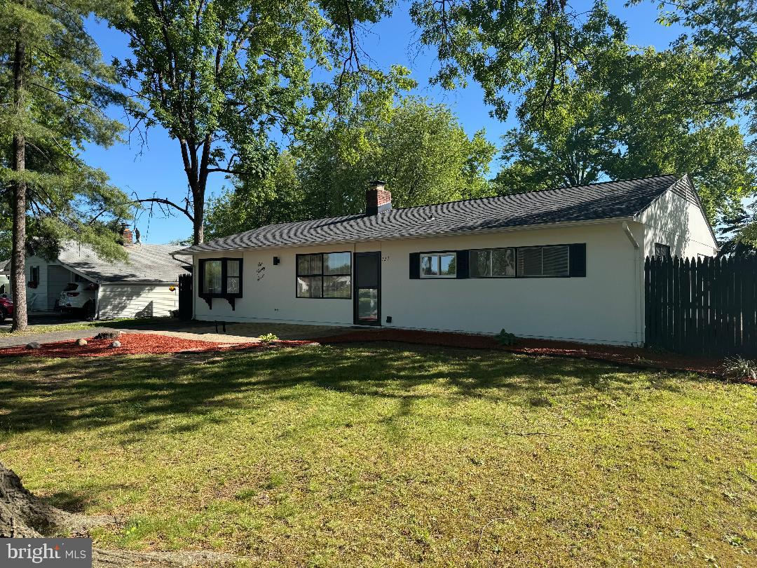OAKTREE HOLLOW - Residential