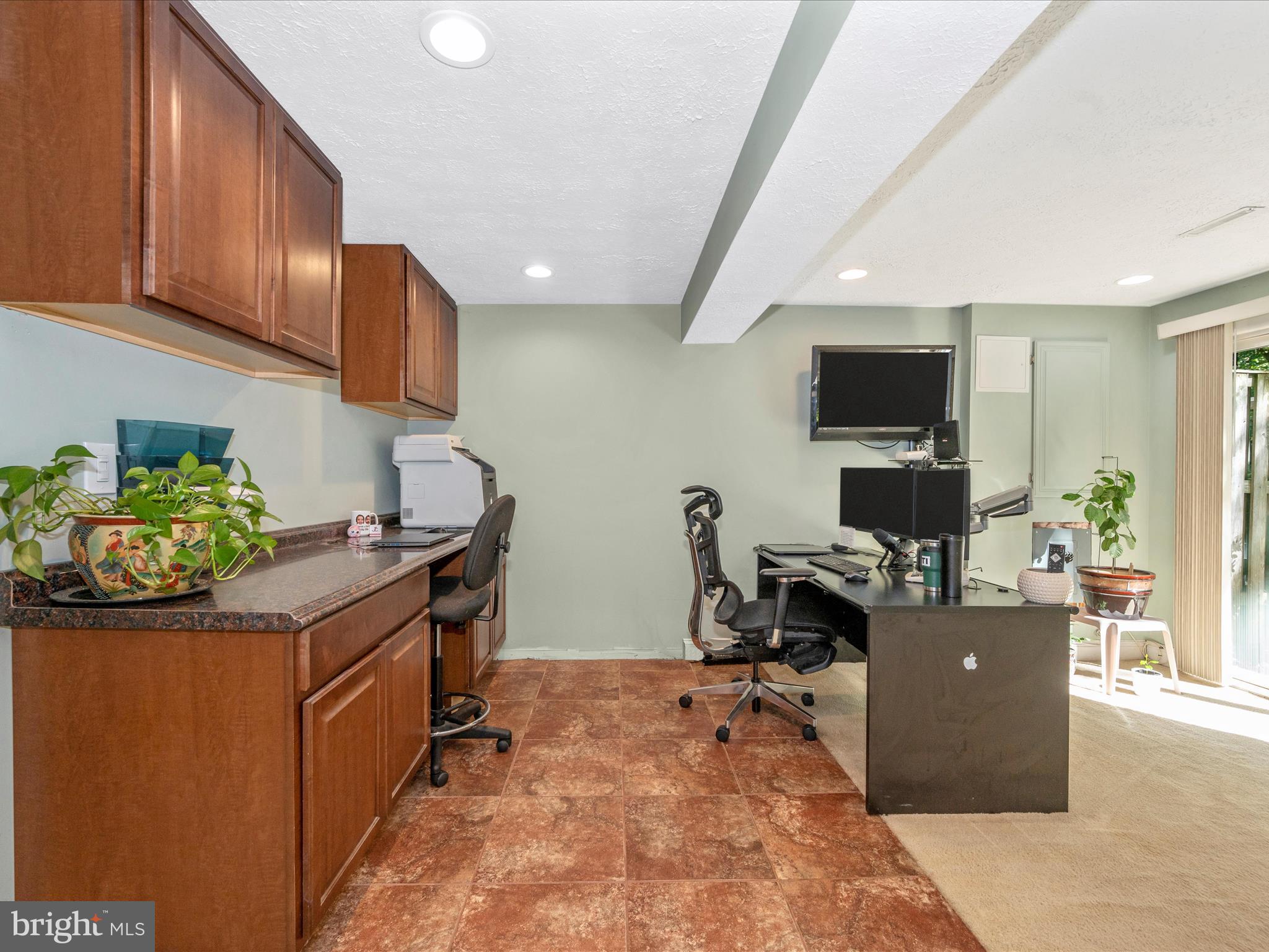 GUNNERS LAKE VILLAGE - Residential