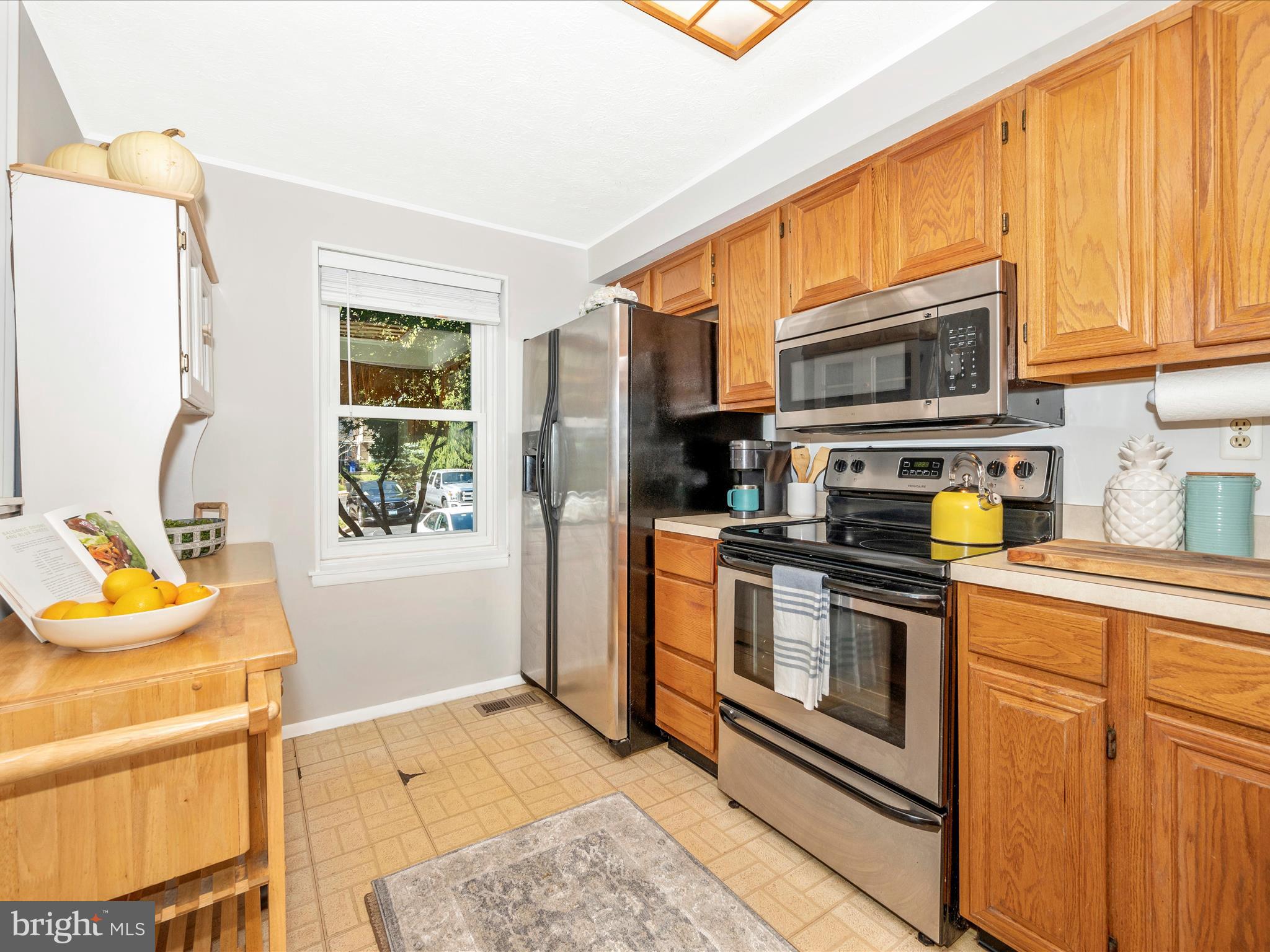 GUNNERS LAKE VILLAGE - Residential