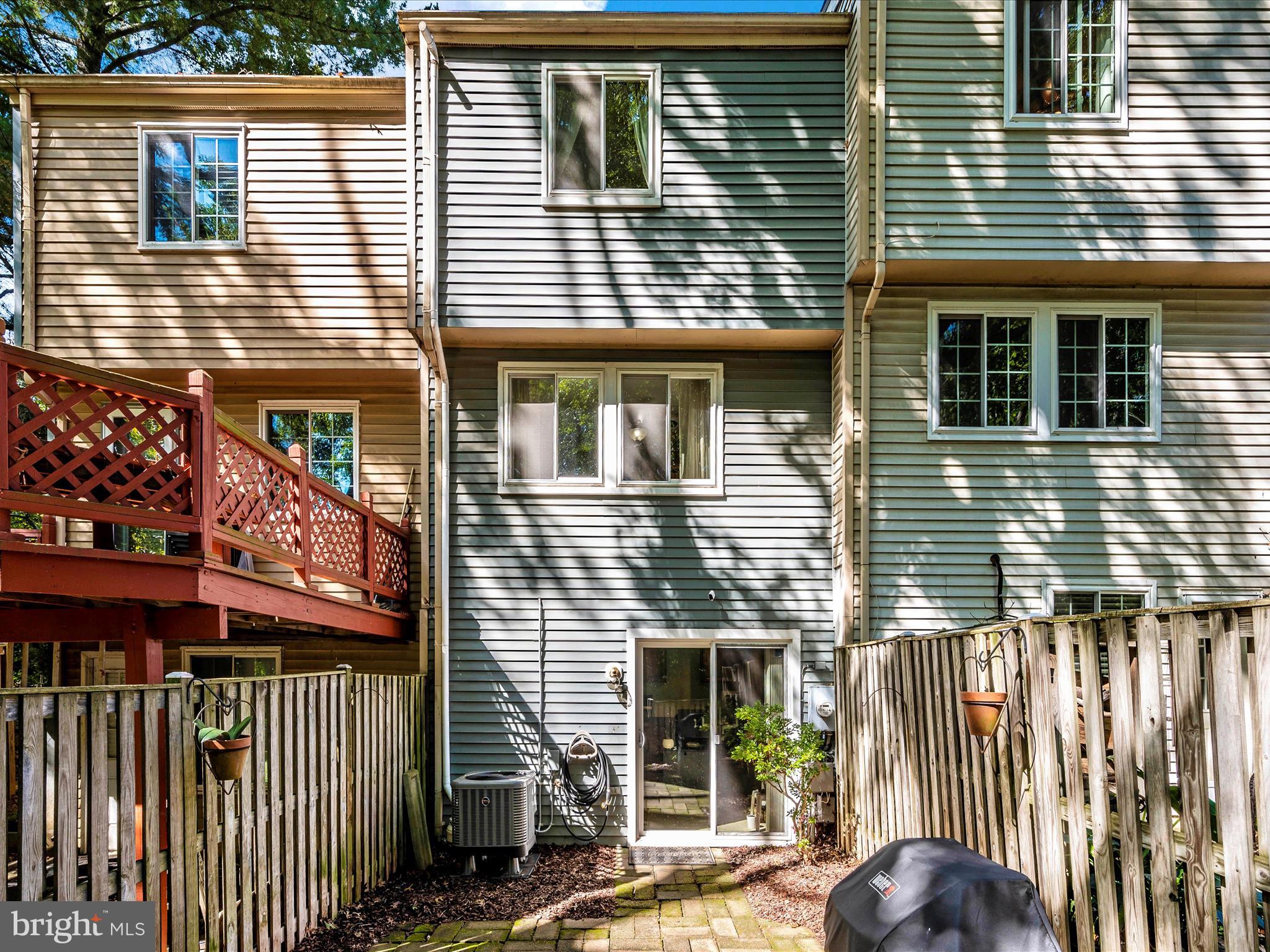 GUNNERS LAKE VILLAGE - Residential