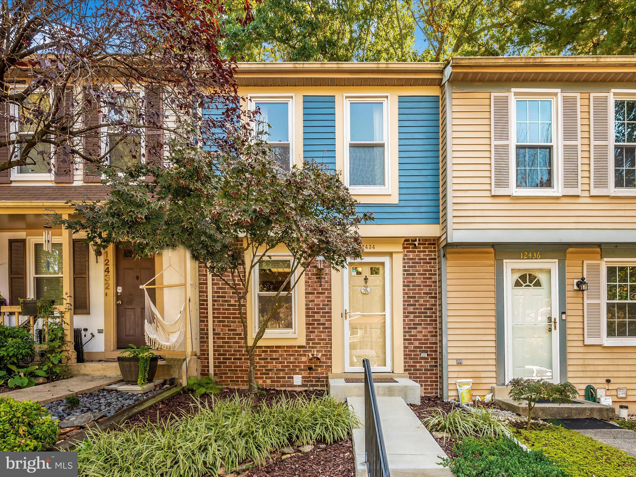 GUNNERS LAKE VILLAGE - Residential