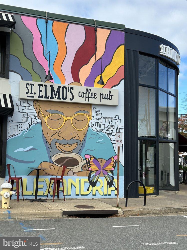 TERRACE TOWNHOME - Residential