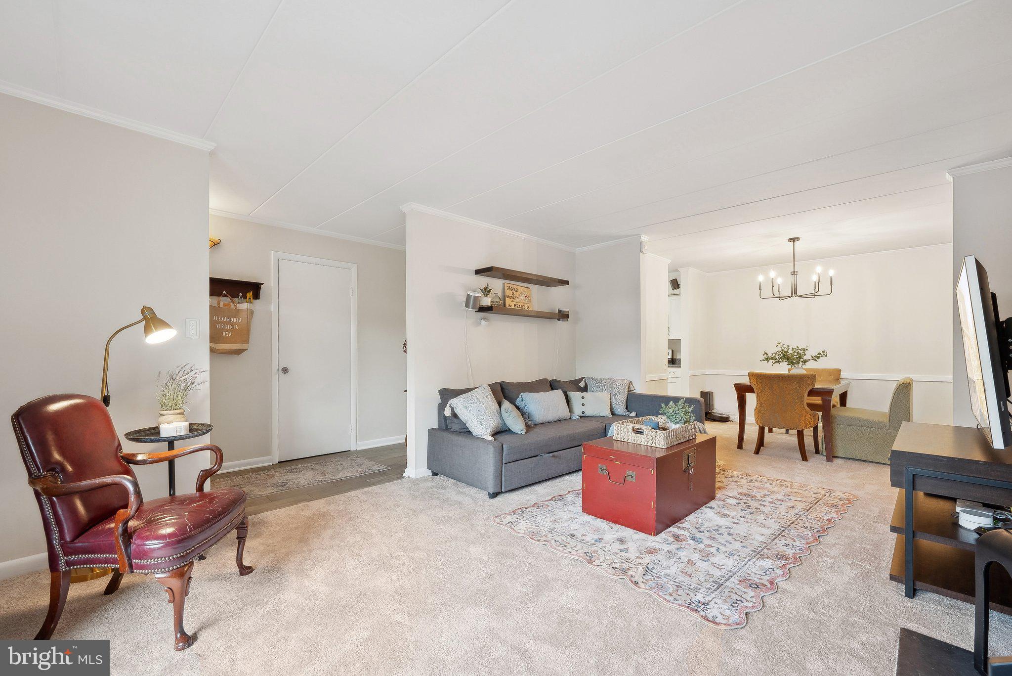 TERRACE TOWNHOME - Residential