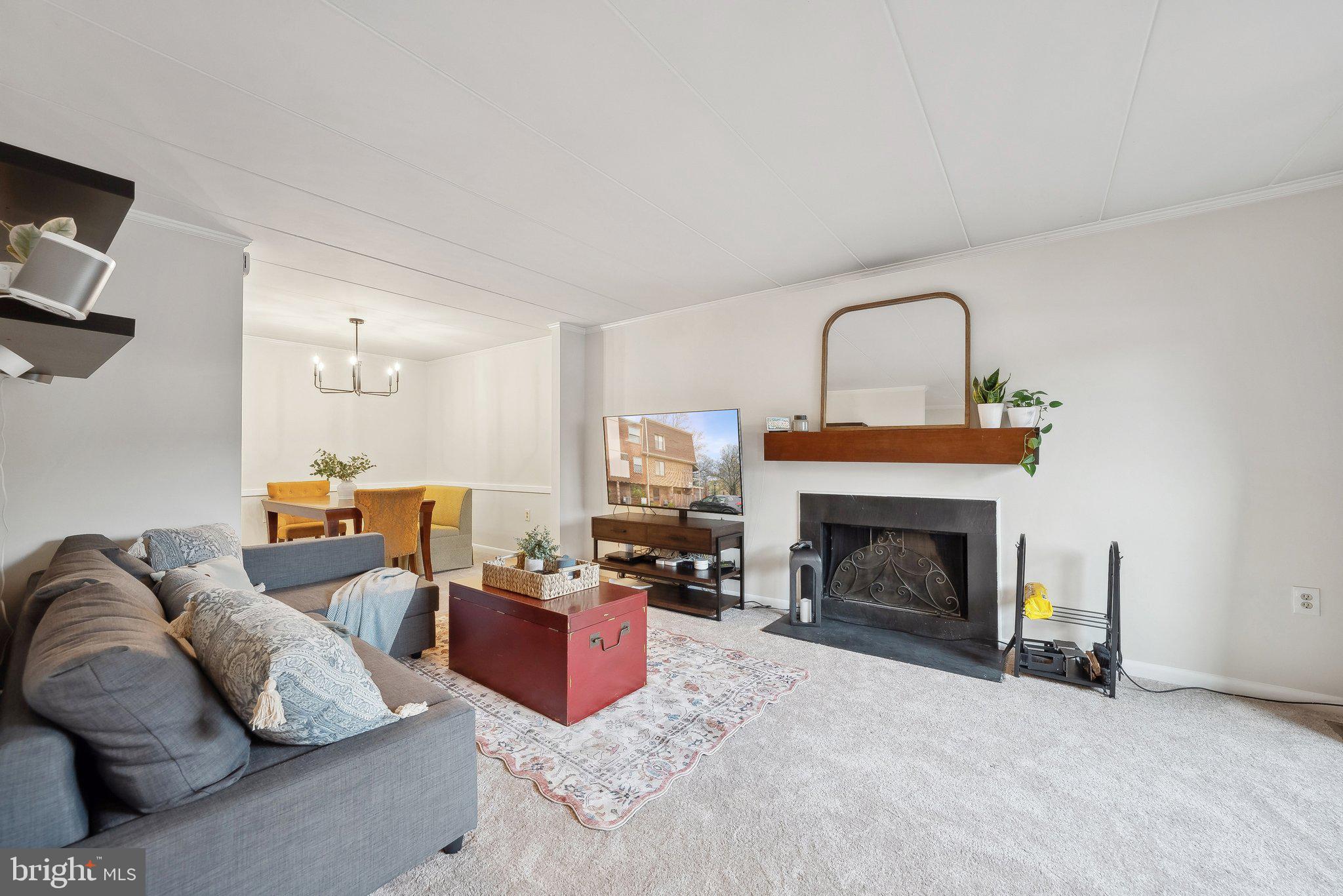 TERRACE TOWNHOME - Residential