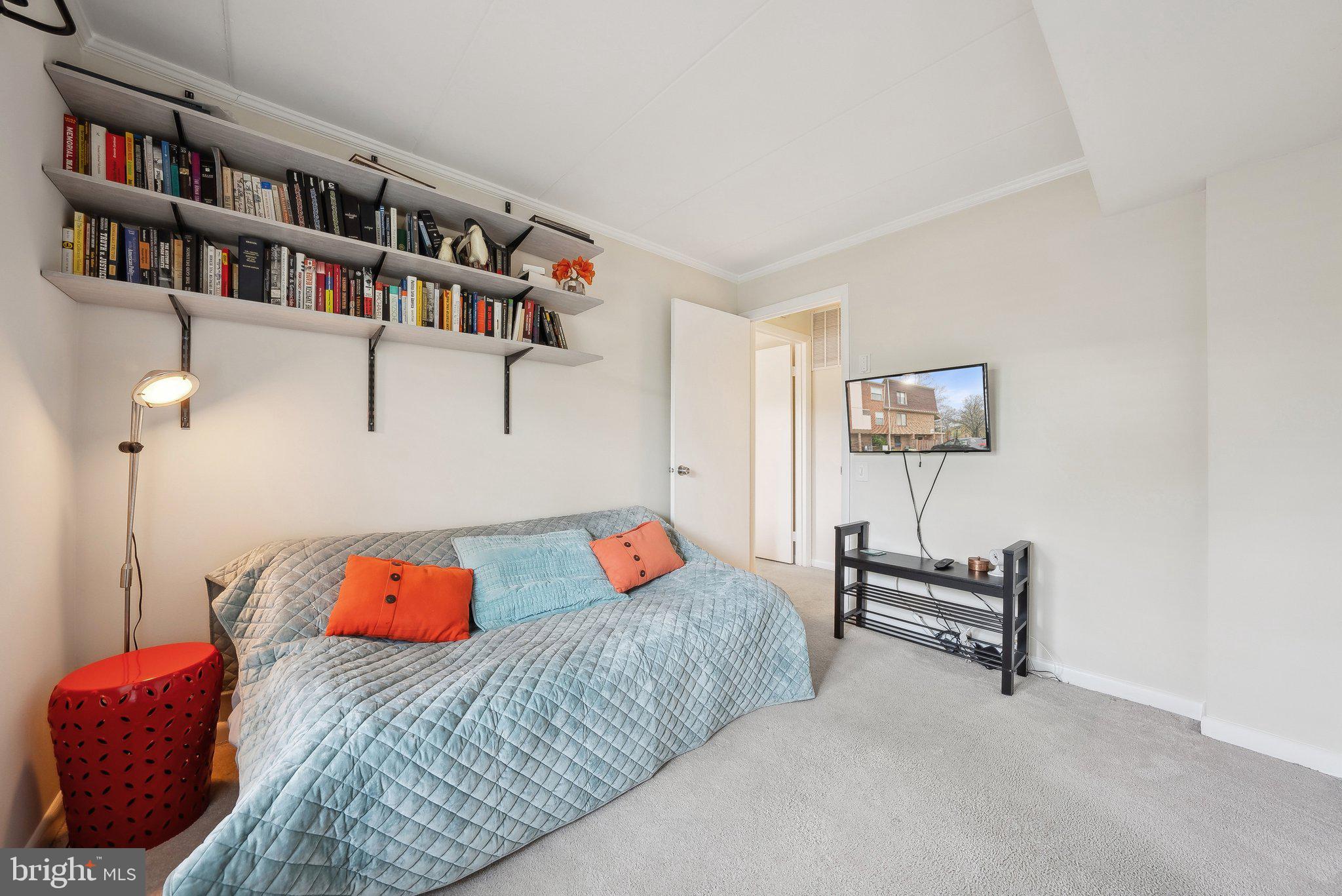 TERRACE TOWNHOME - Residential