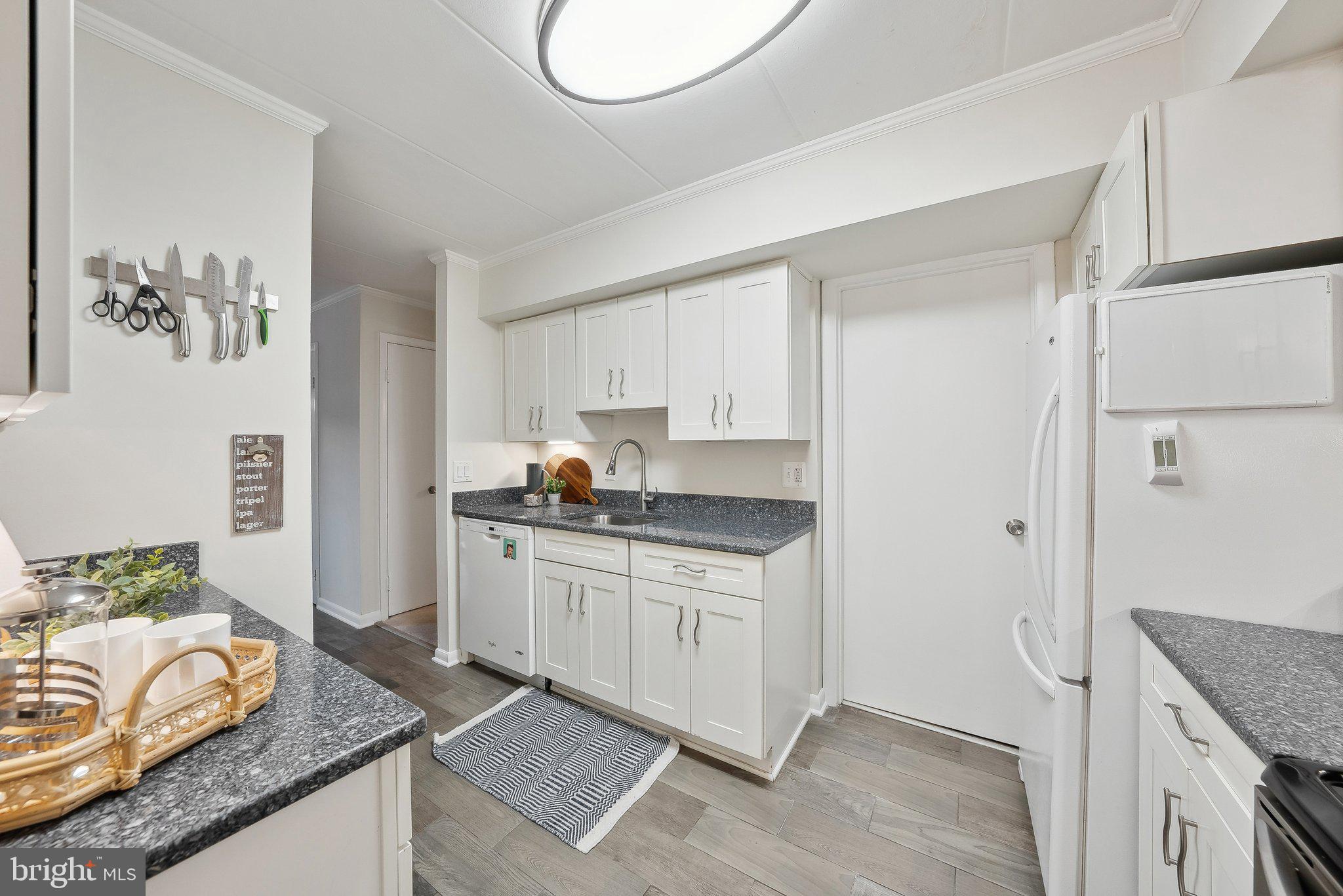 TERRACE TOWNHOME - Residential