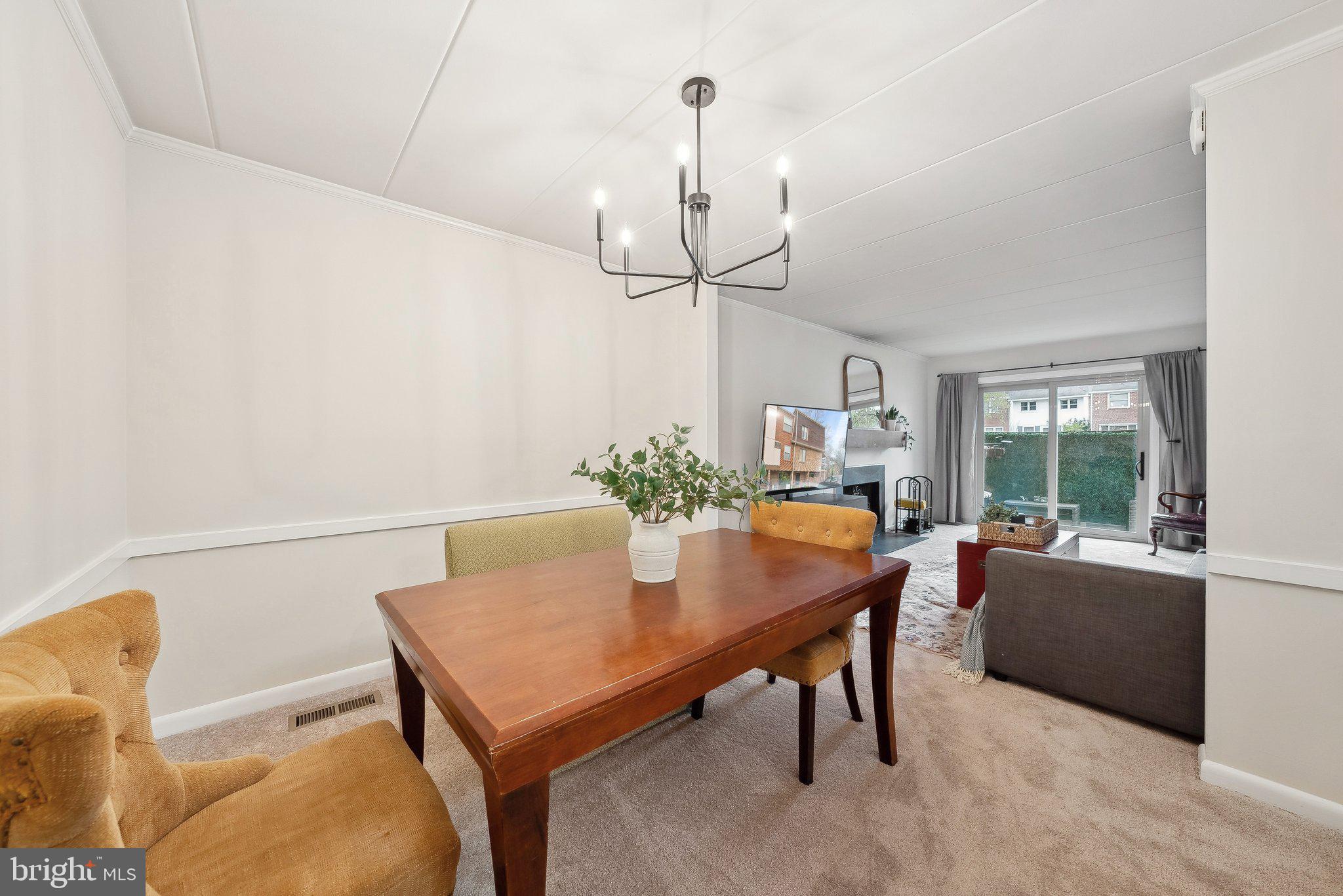 TERRACE TOWNHOME - Residential