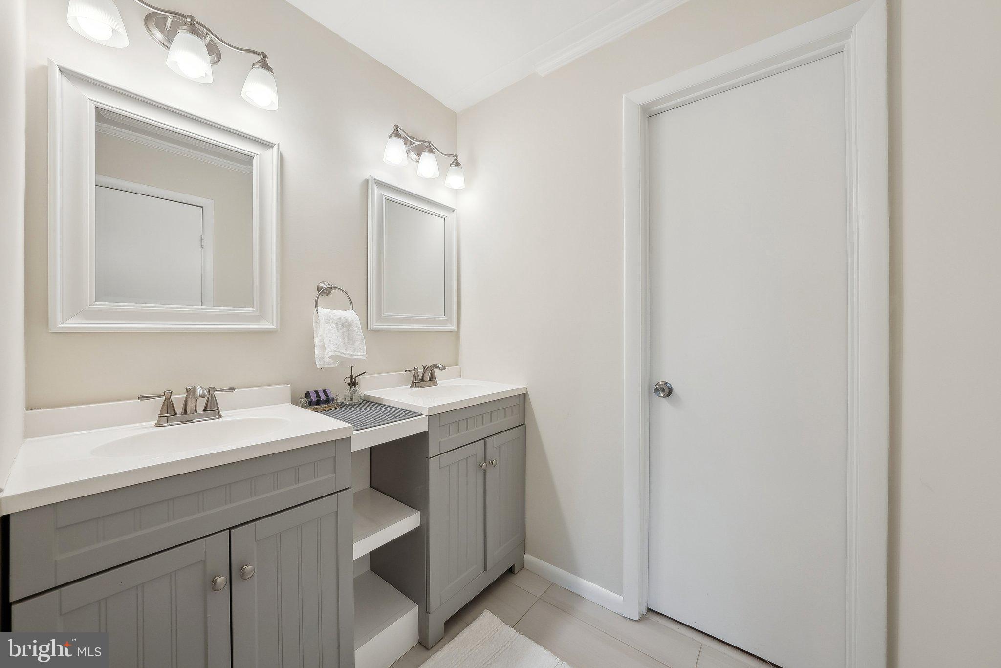 TERRACE TOWNHOME - Residential