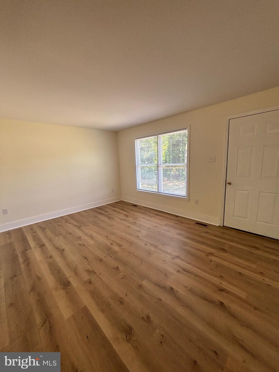 ROUSBY HALL WOODS - Residential