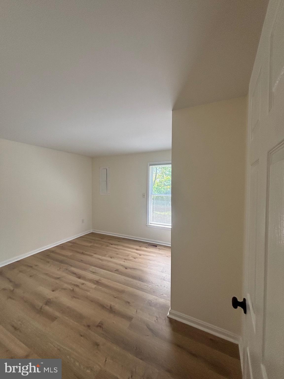 ROUSBY HALL WOODS - Residential