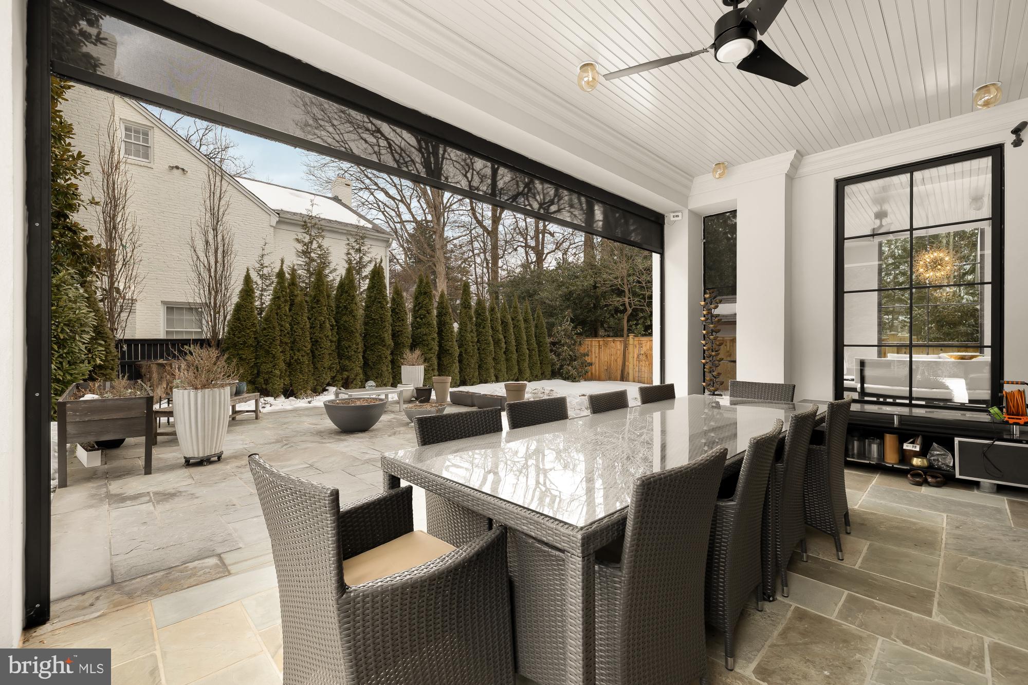 EDGEWOOD - Residential