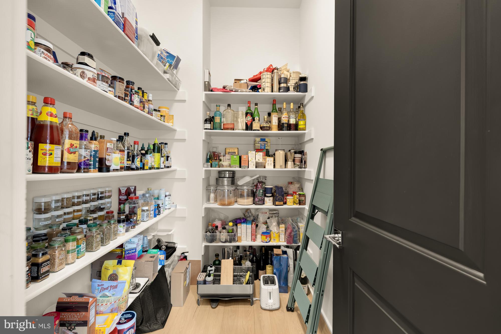 EDGEWOOD - Residential