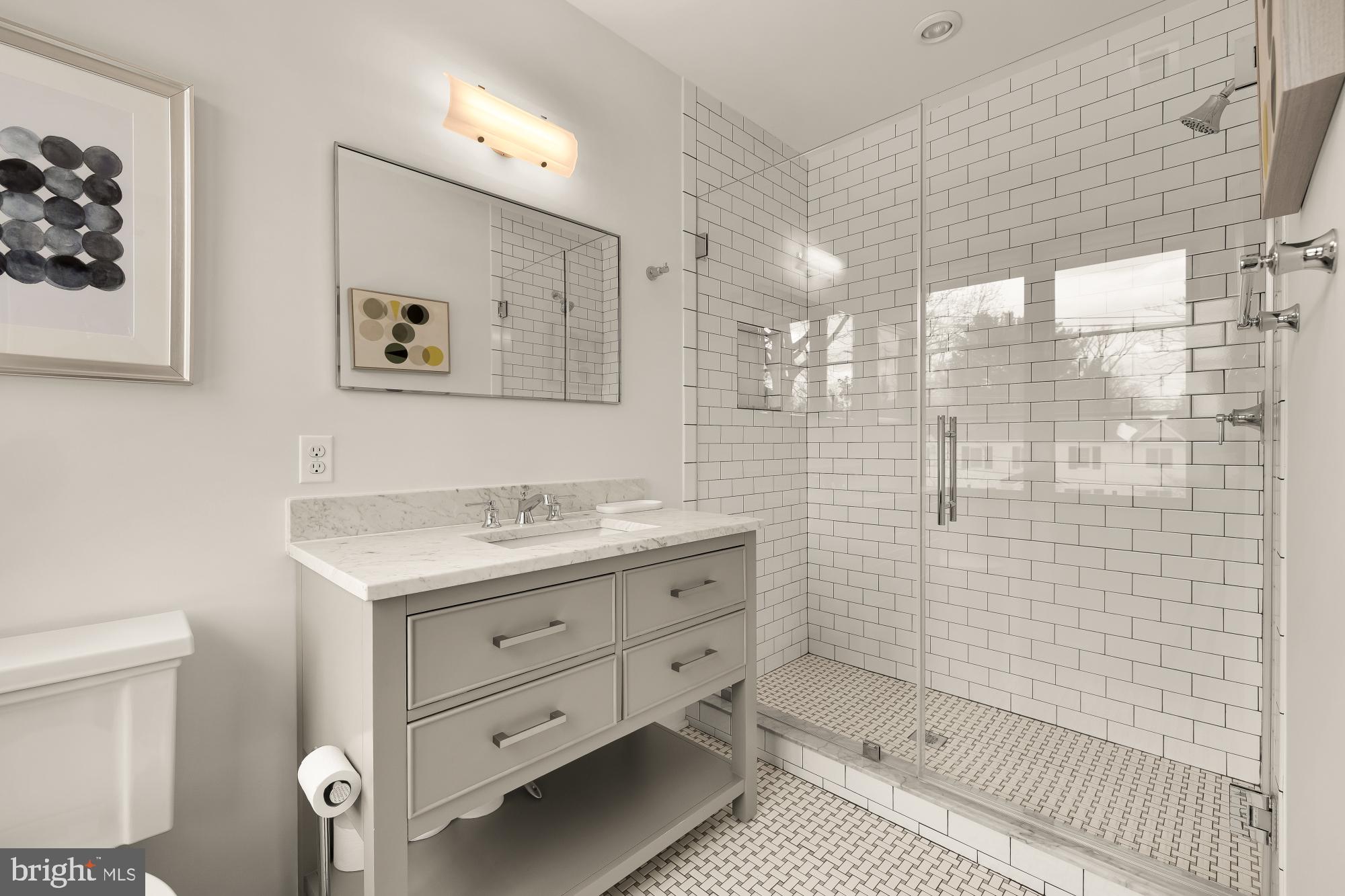 EDGEWOOD - Residential