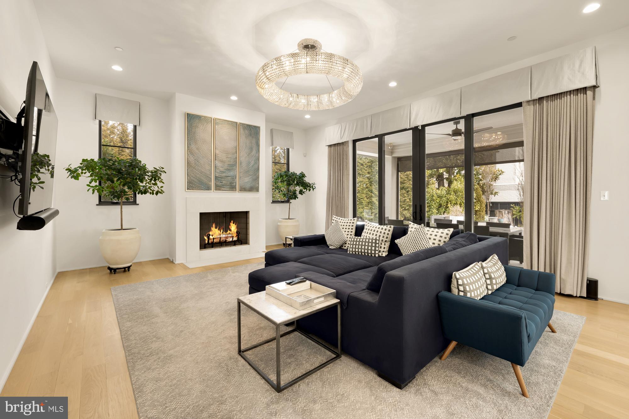 EDGEWOOD - Residential