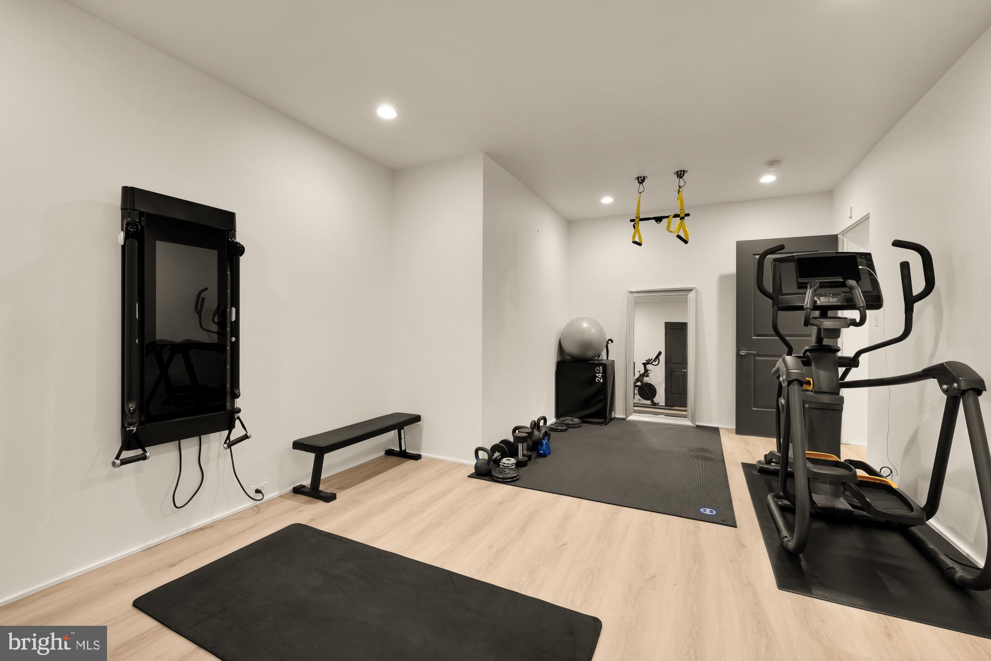 EDGEWOOD - Residential