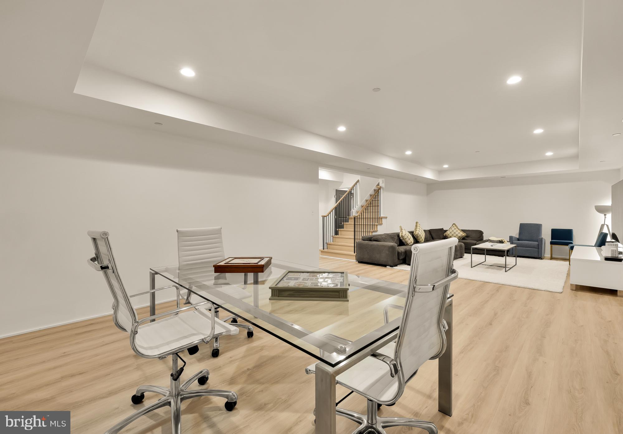 EDGEWOOD - Residential