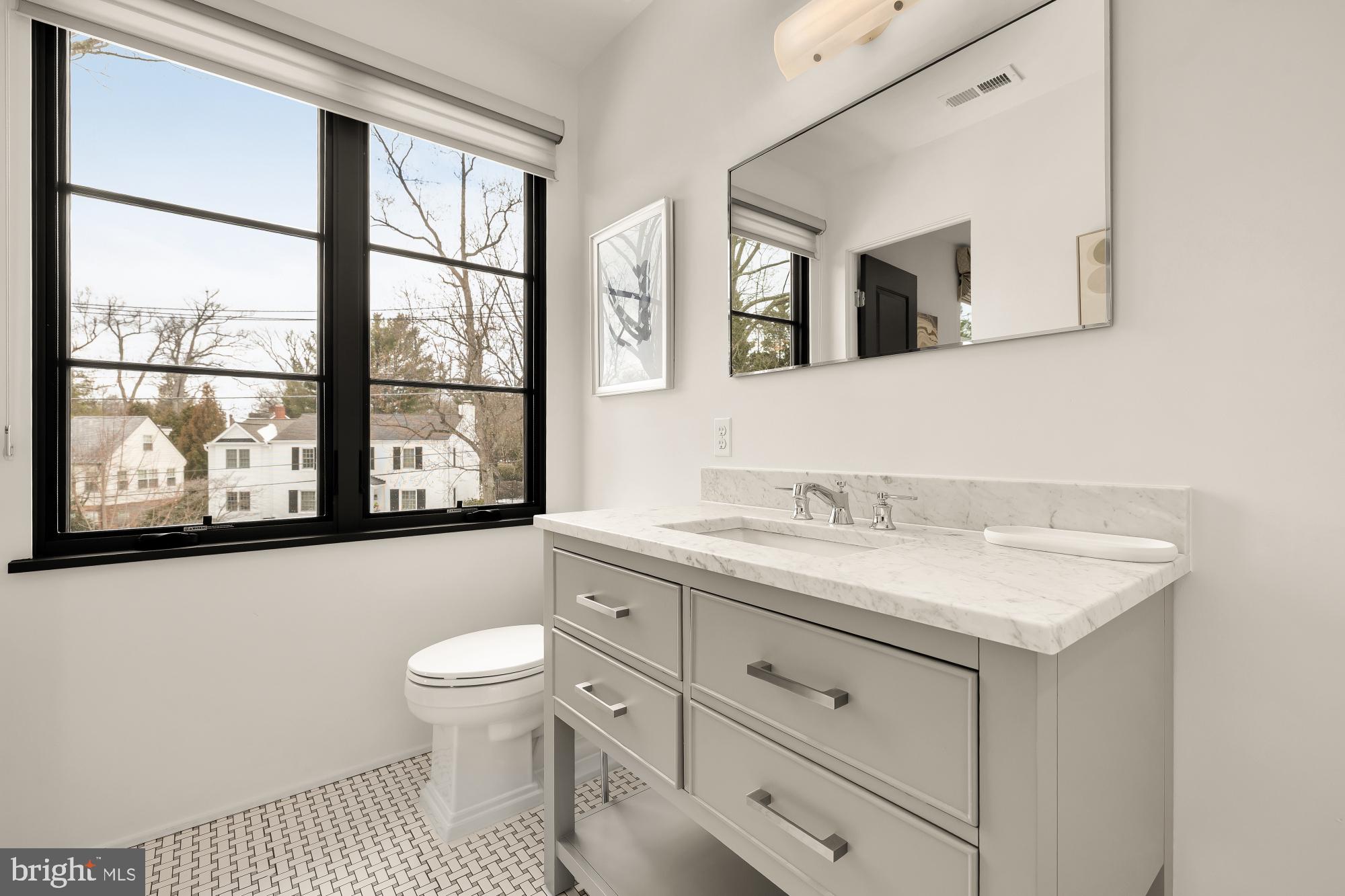 EDGEWOOD - Residential