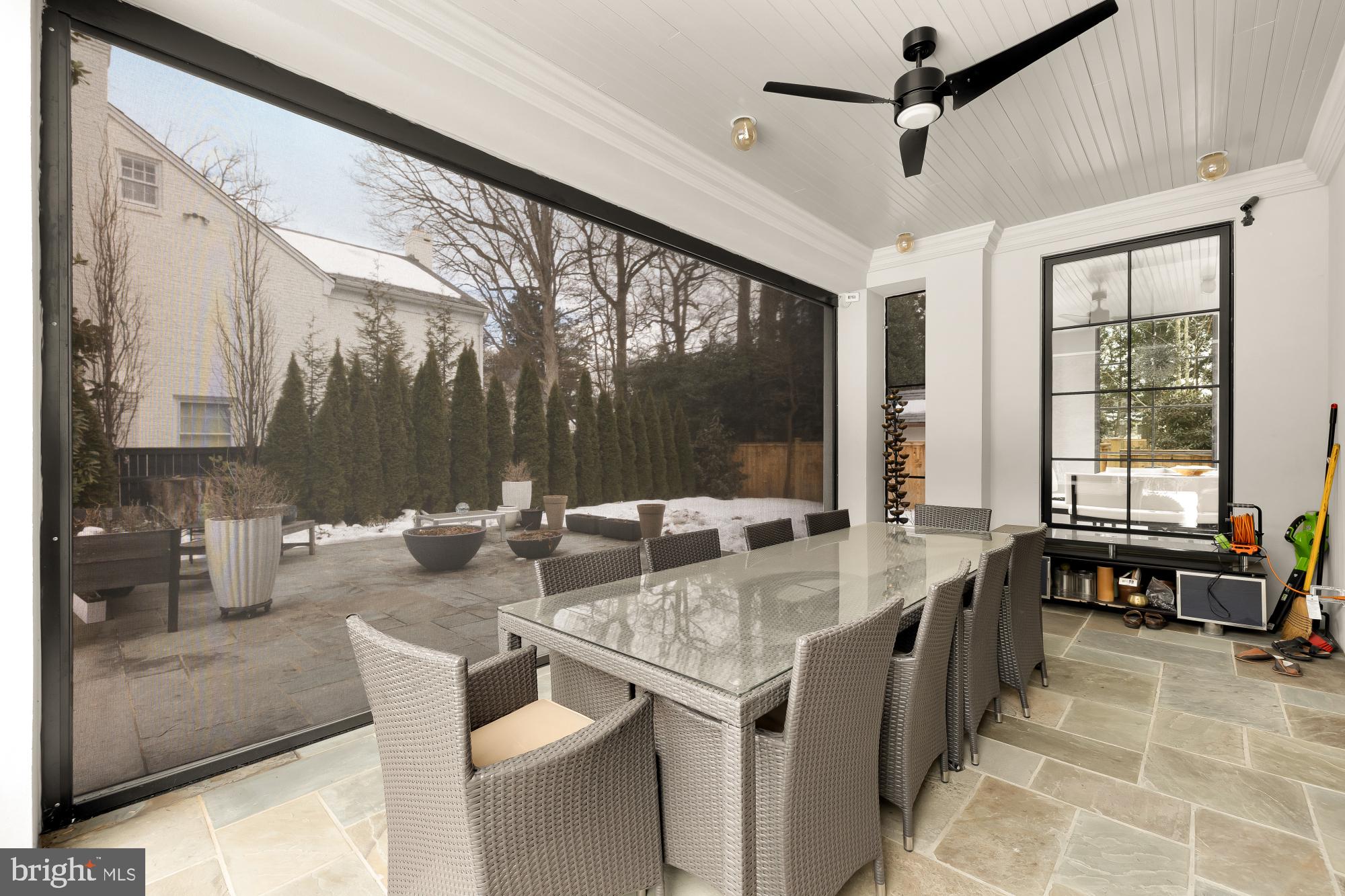 EDGEWOOD - Residential