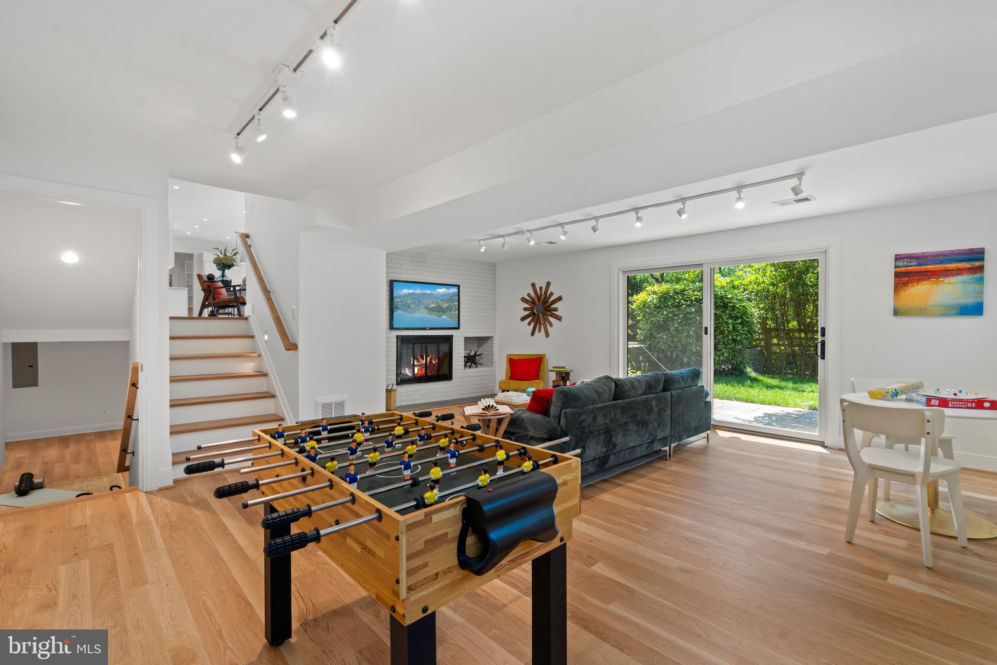 SOMERSET HEIGHTS - Residential