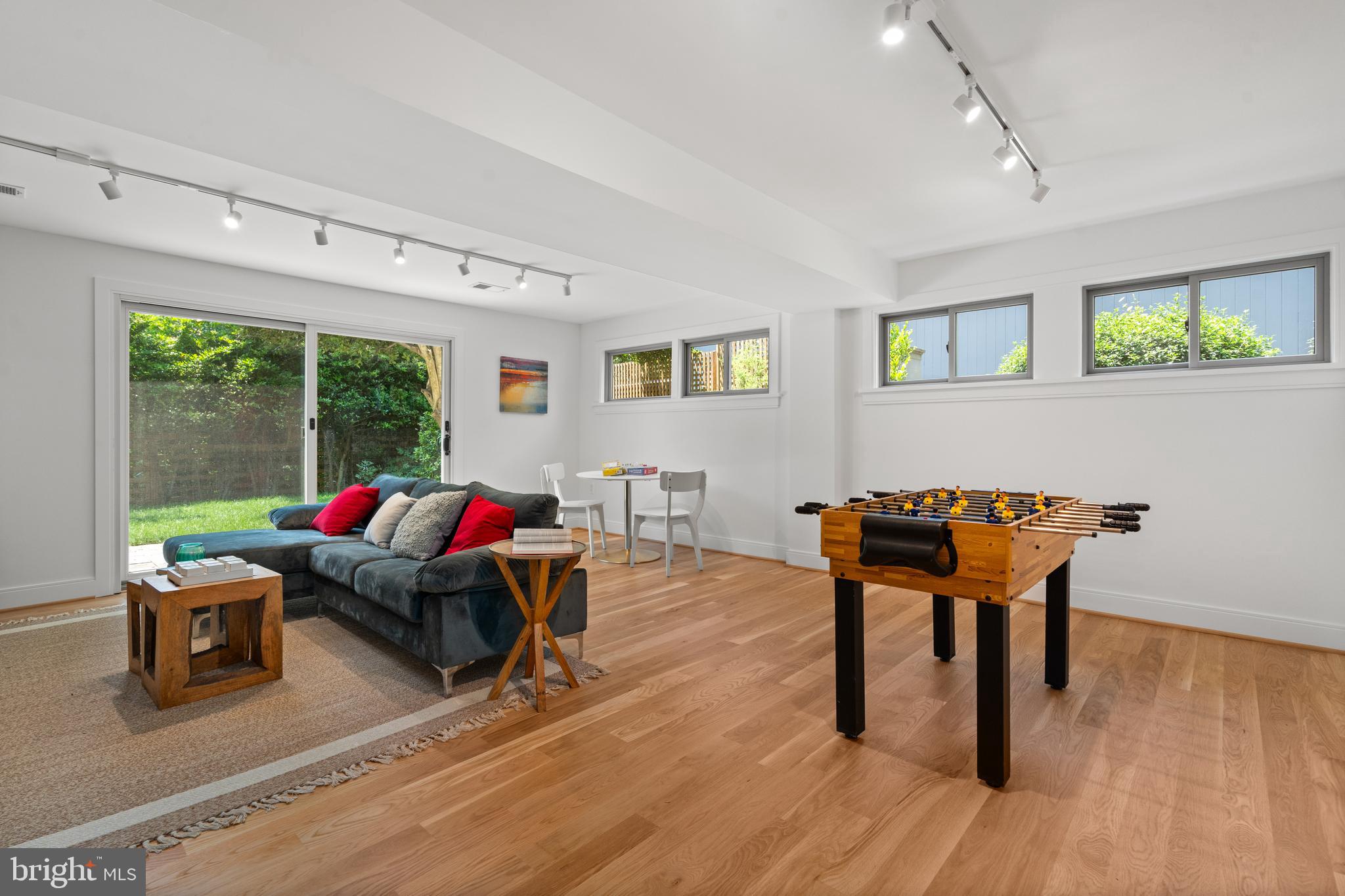 SOMERSET HEIGHTS - Residential