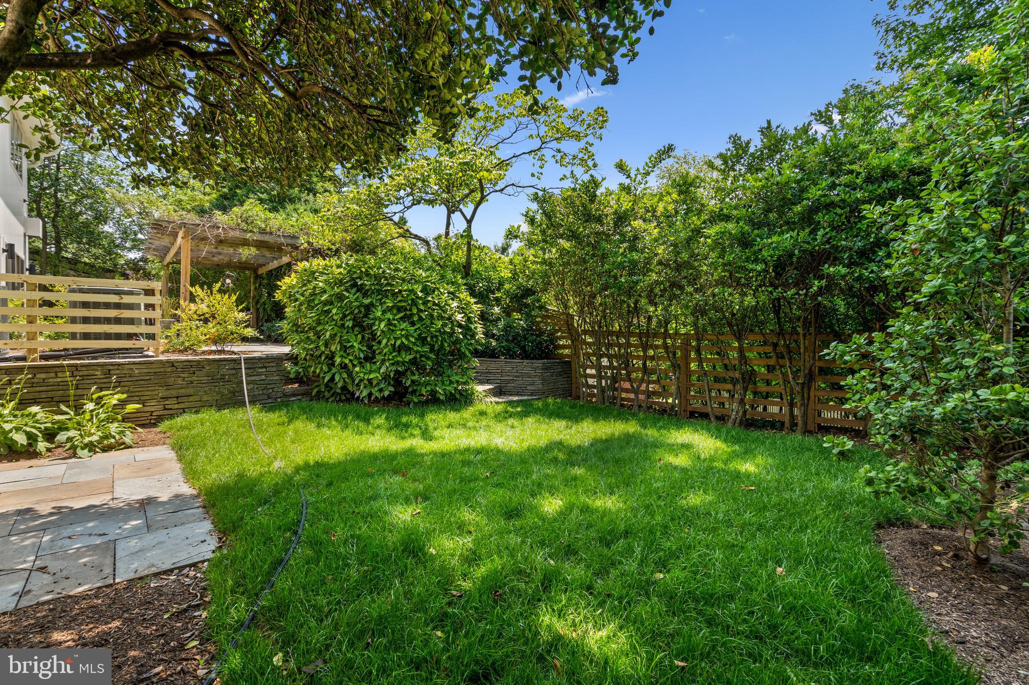 SOMERSET HEIGHTS - Residential