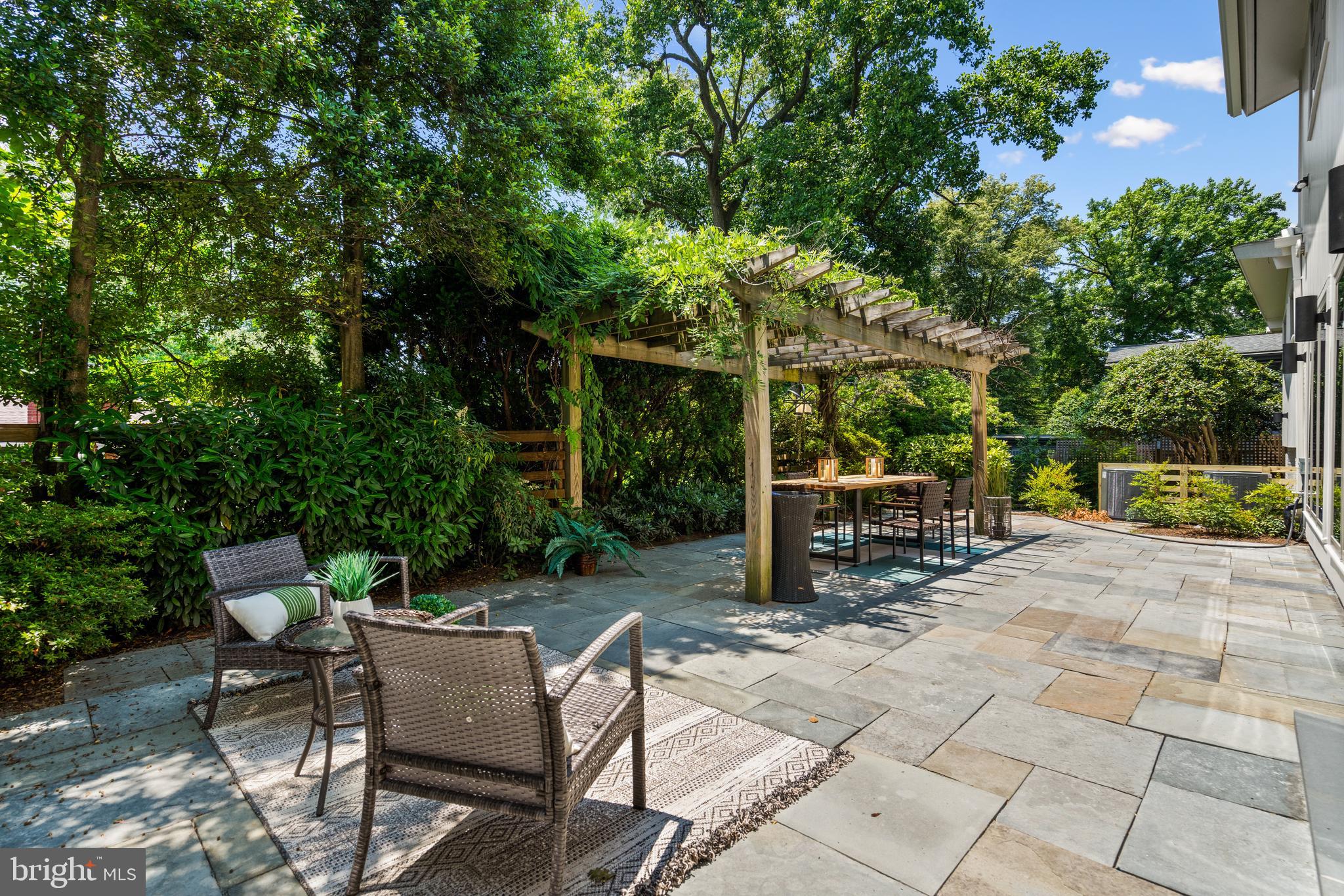 SOMERSET HEIGHTS - Residential