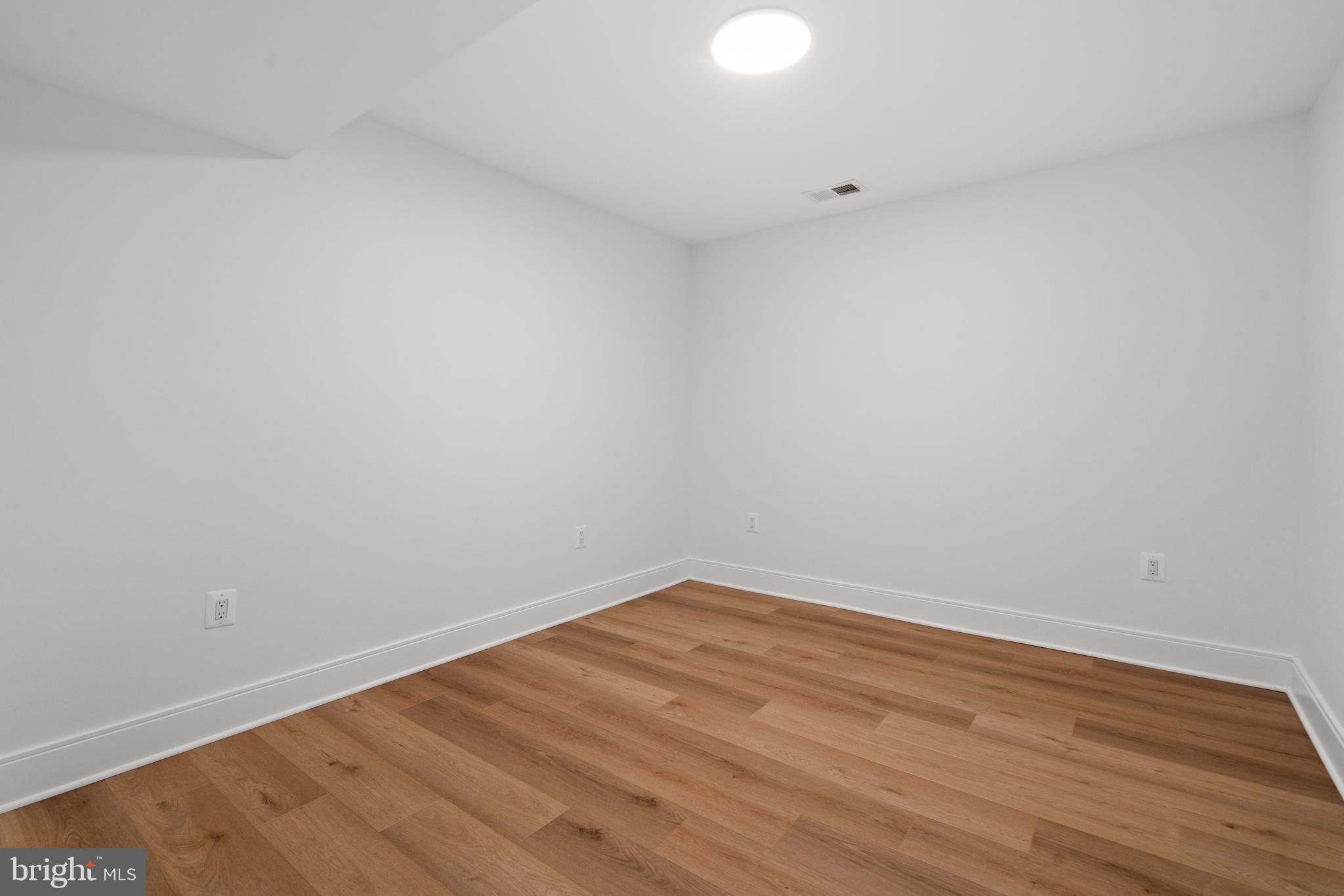 SOMERSET HEIGHTS - Residential