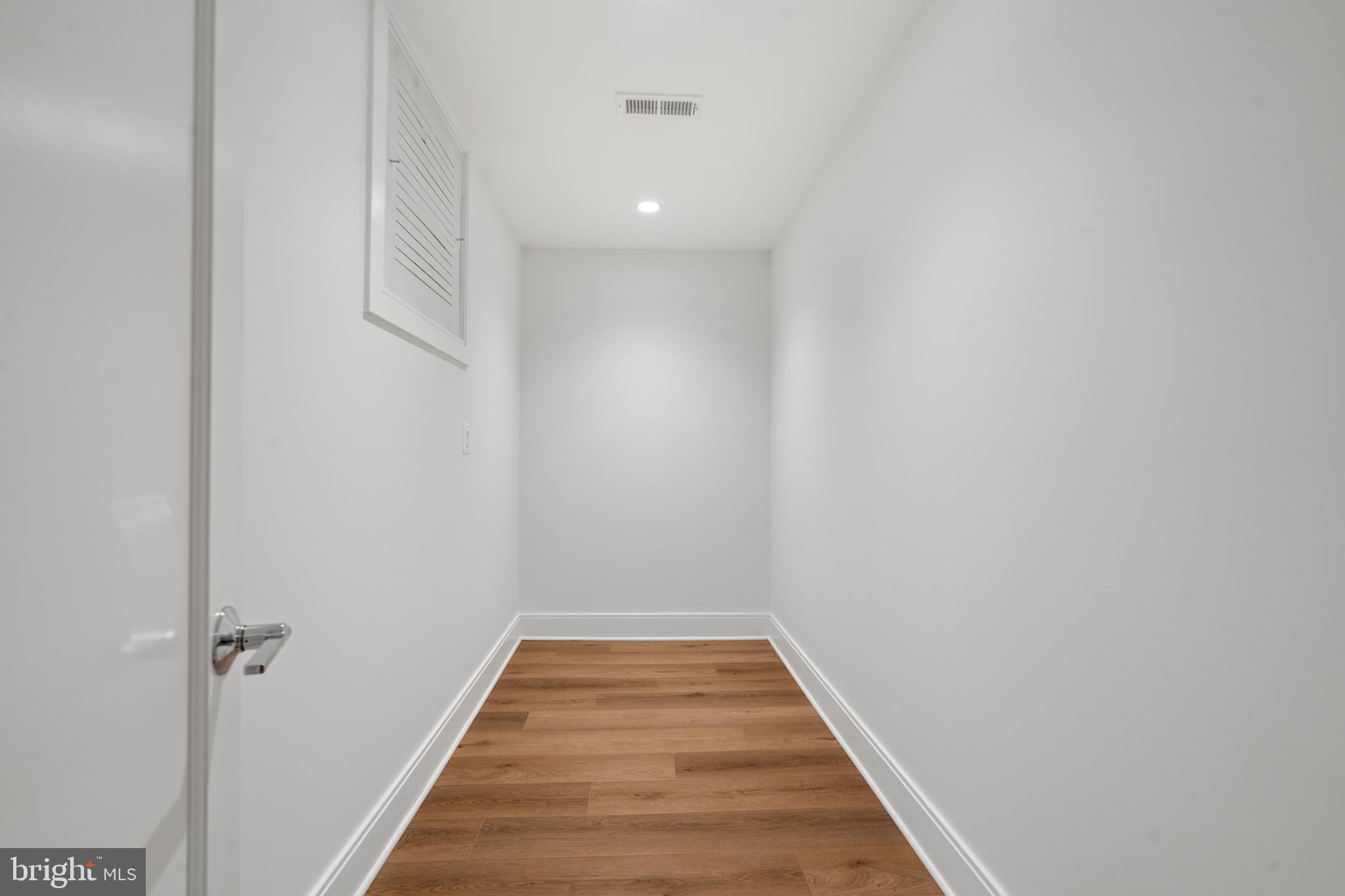 SOMERSET HEIGHTS - Residential