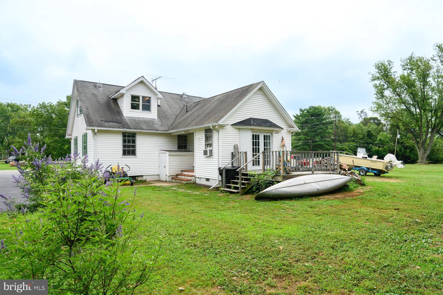5548 S MAIN STREET