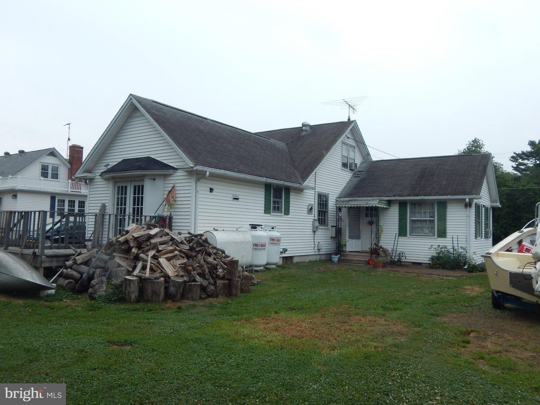 5548 S MAIN STREET