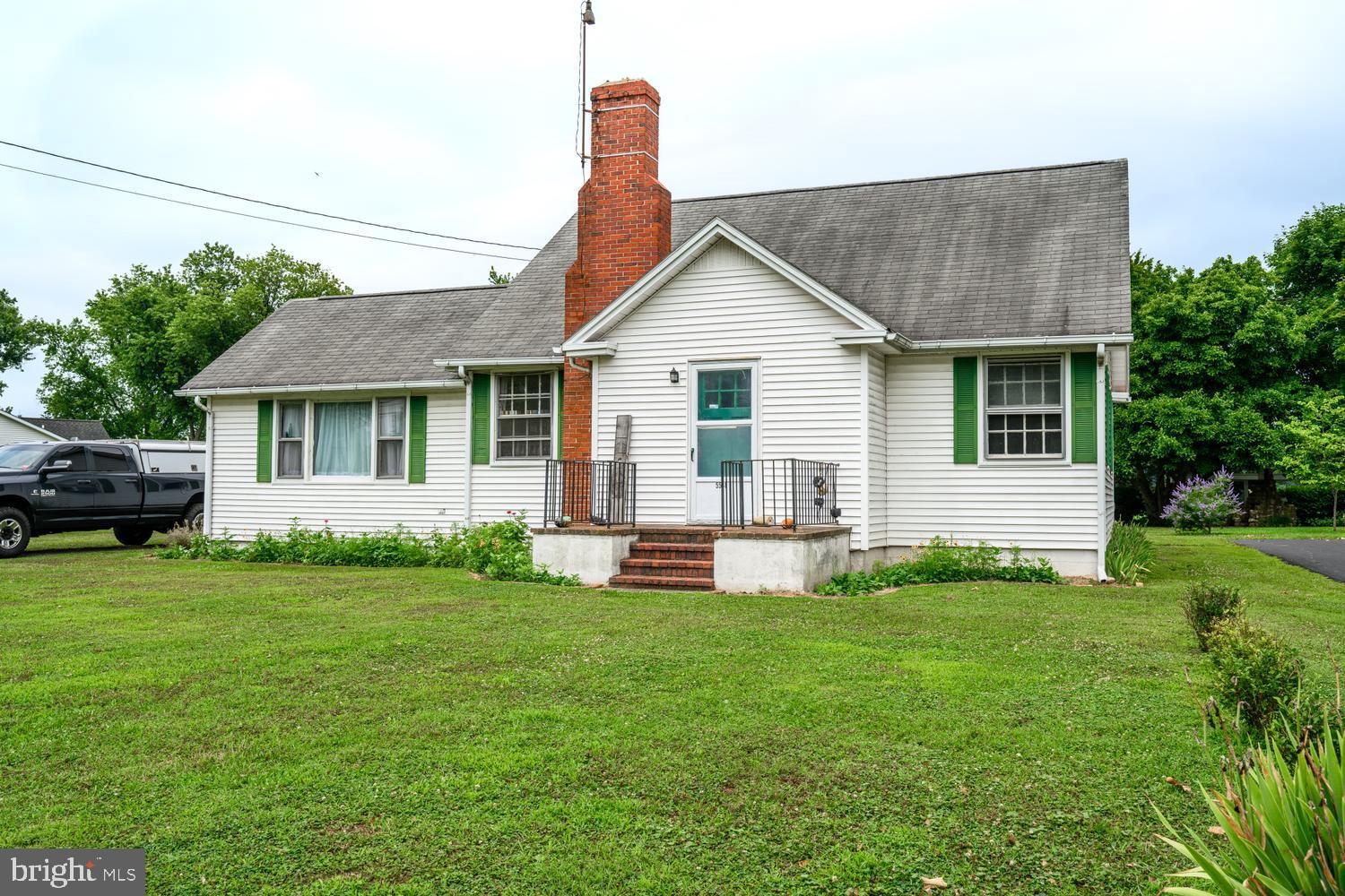 5548 S MAIN STREET