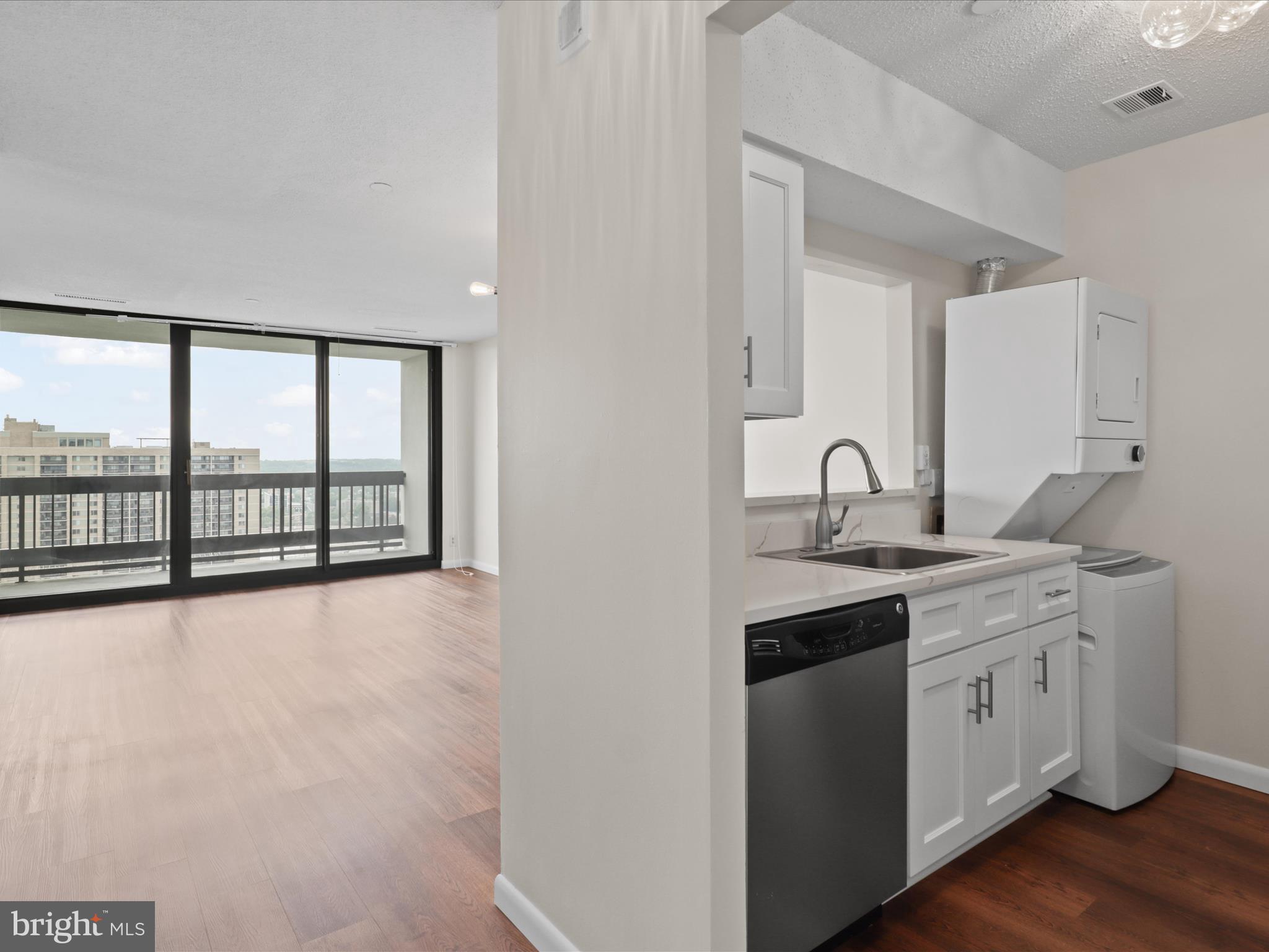 5505 SEMINARY ROAD 2609N