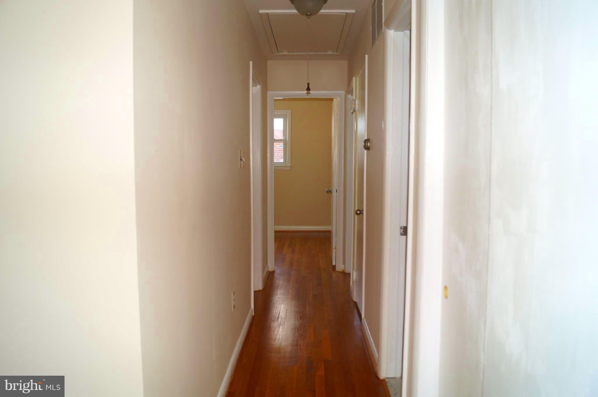 LOISDALE ESTATES - Residential Lease