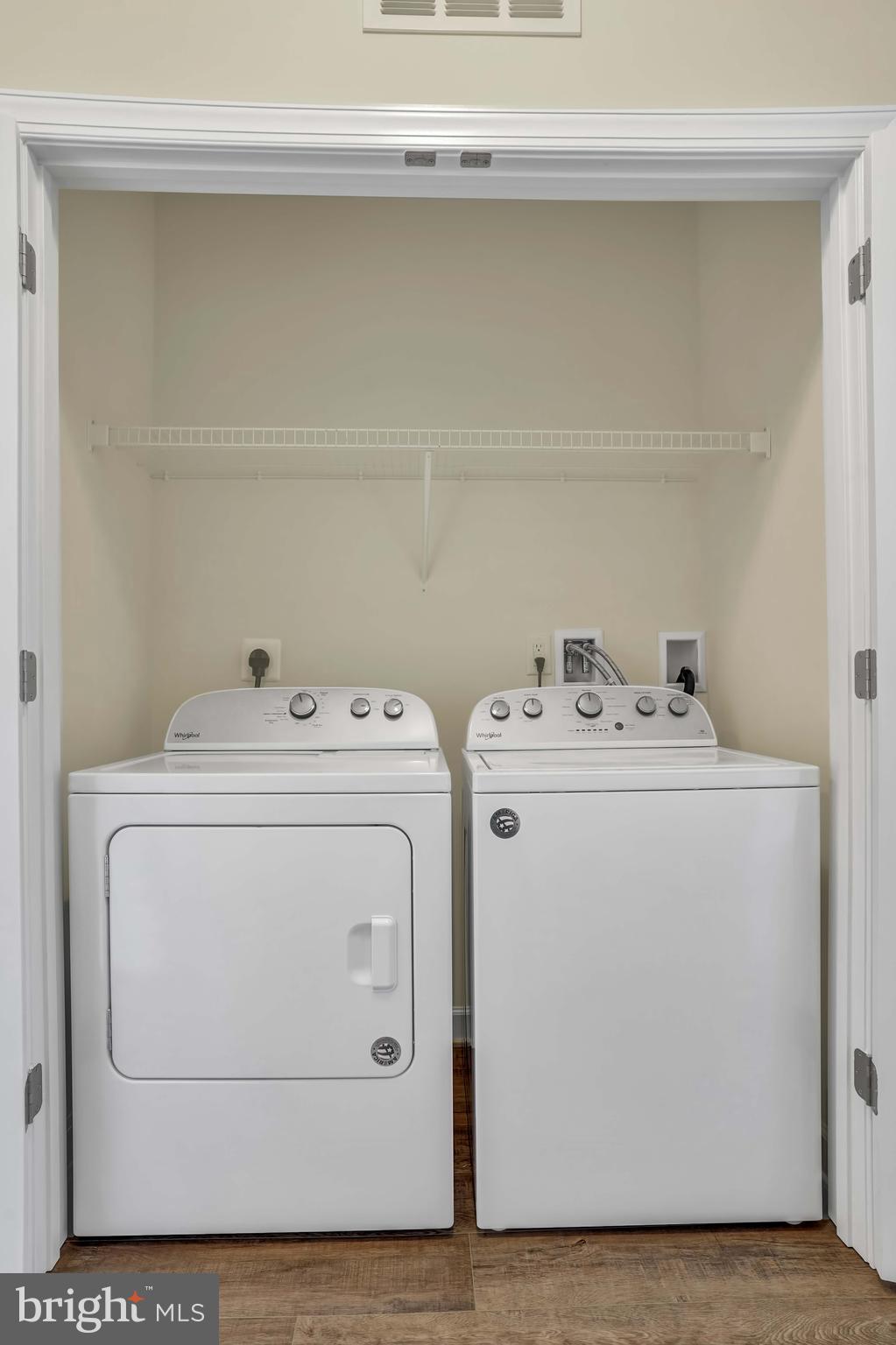 WHISPERING MEADOWS - Residential Lease