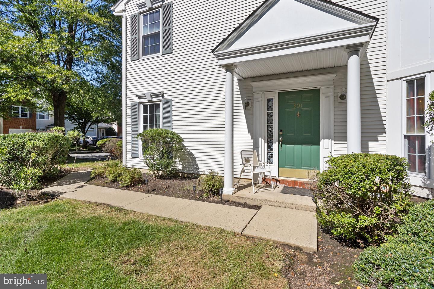 301 PHEASANT RUN