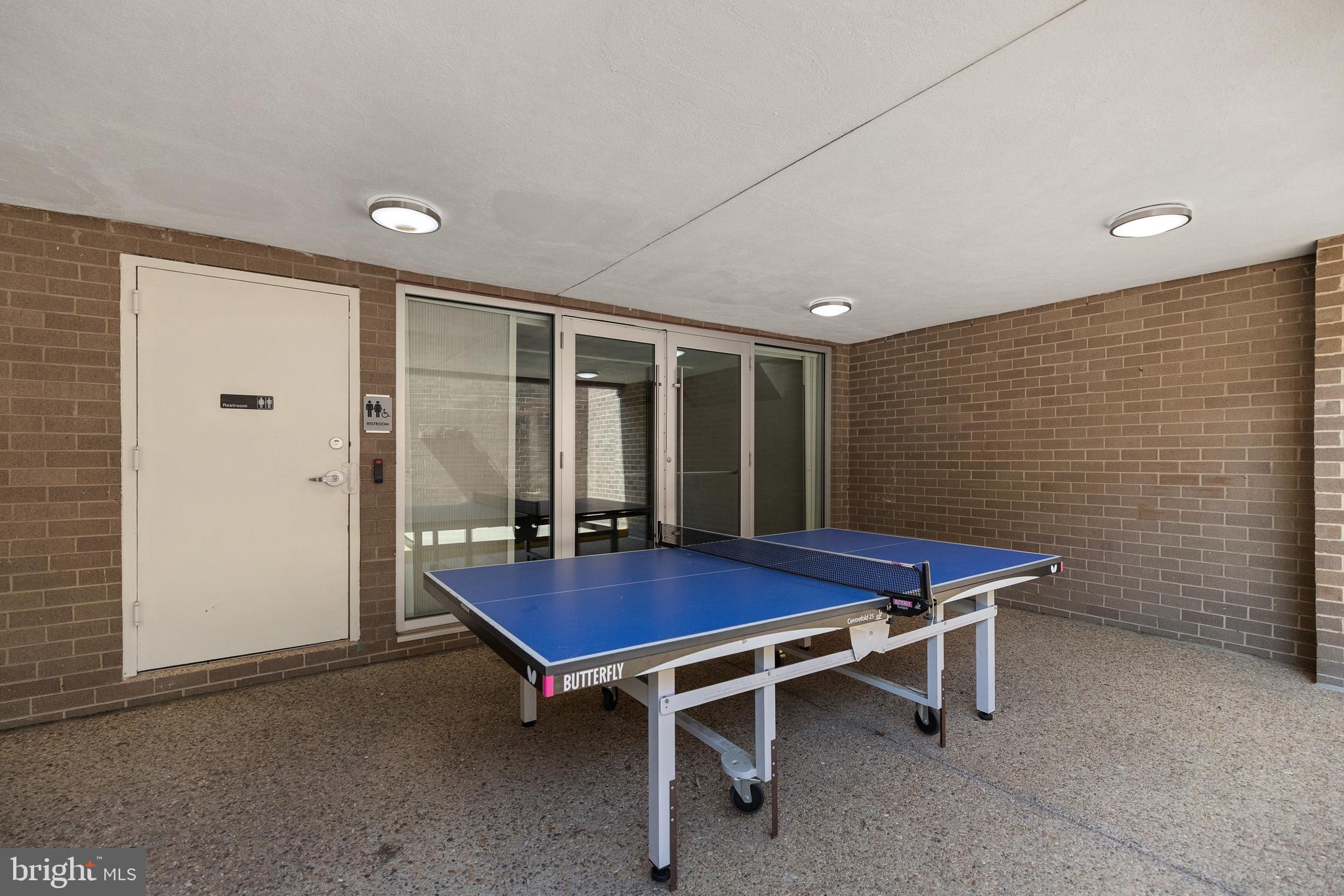 THE KENWOOD - Residential