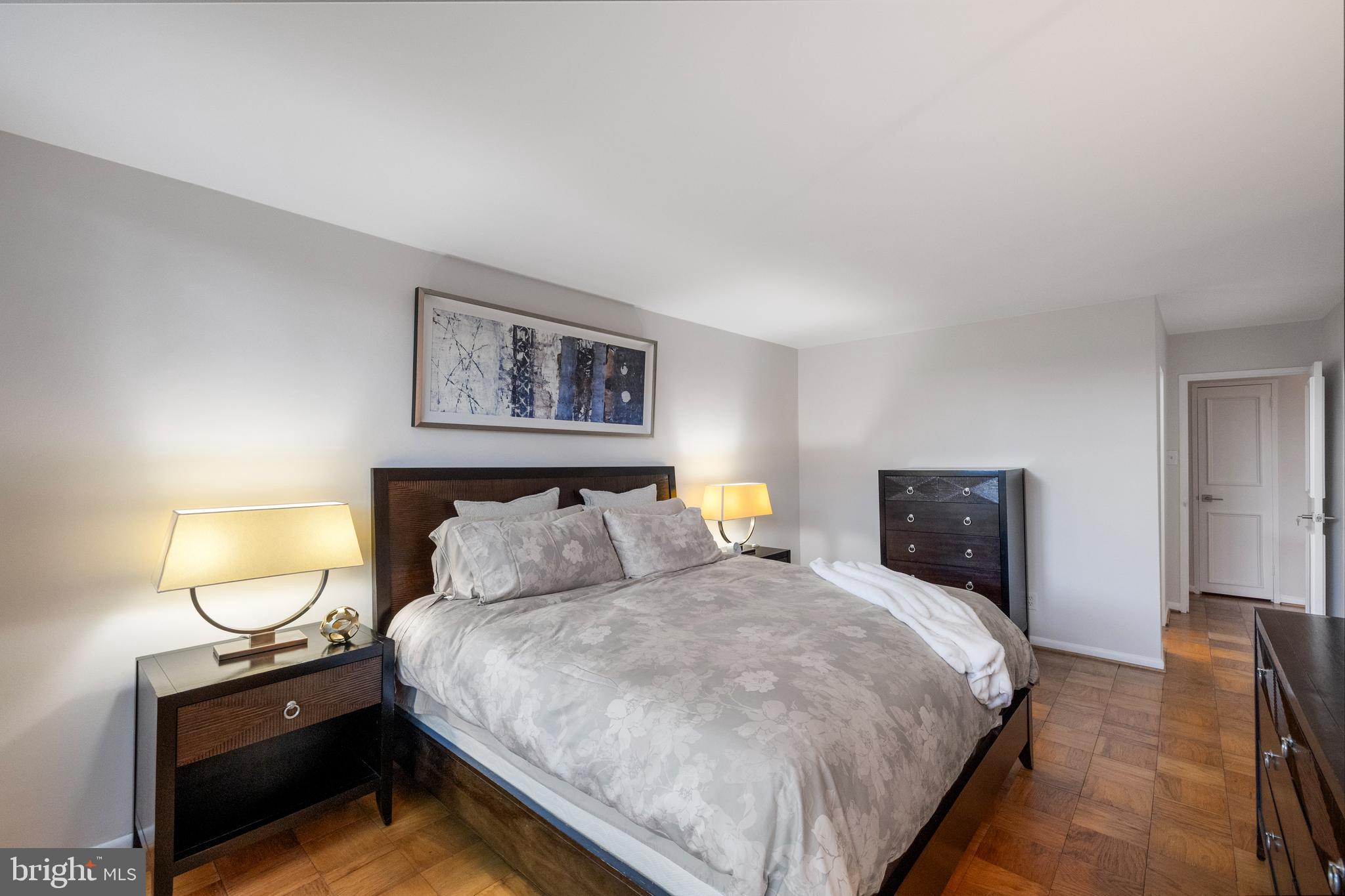 THE KENWOOD - Residential