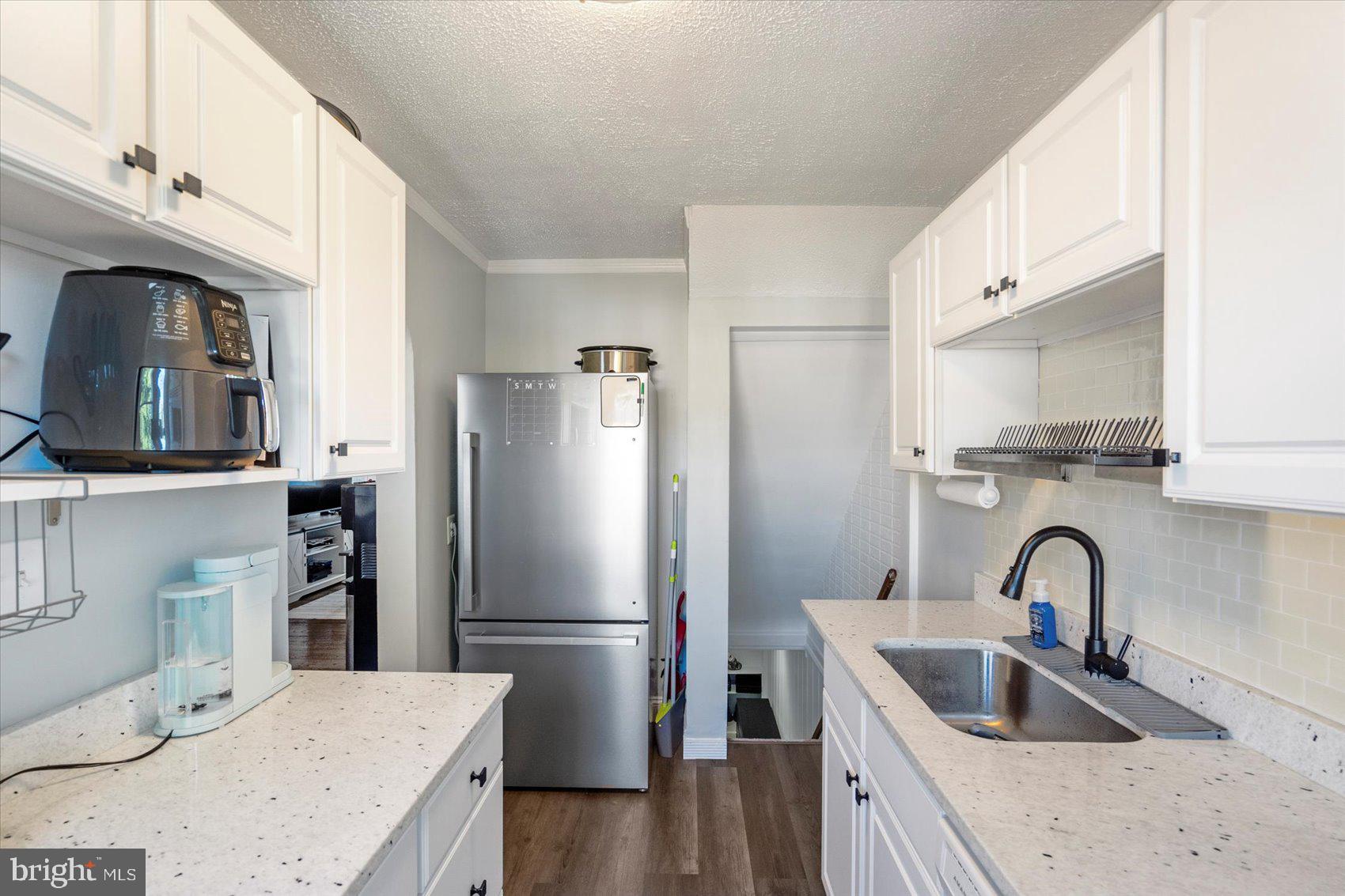 ARBOUR MANOR - Residential