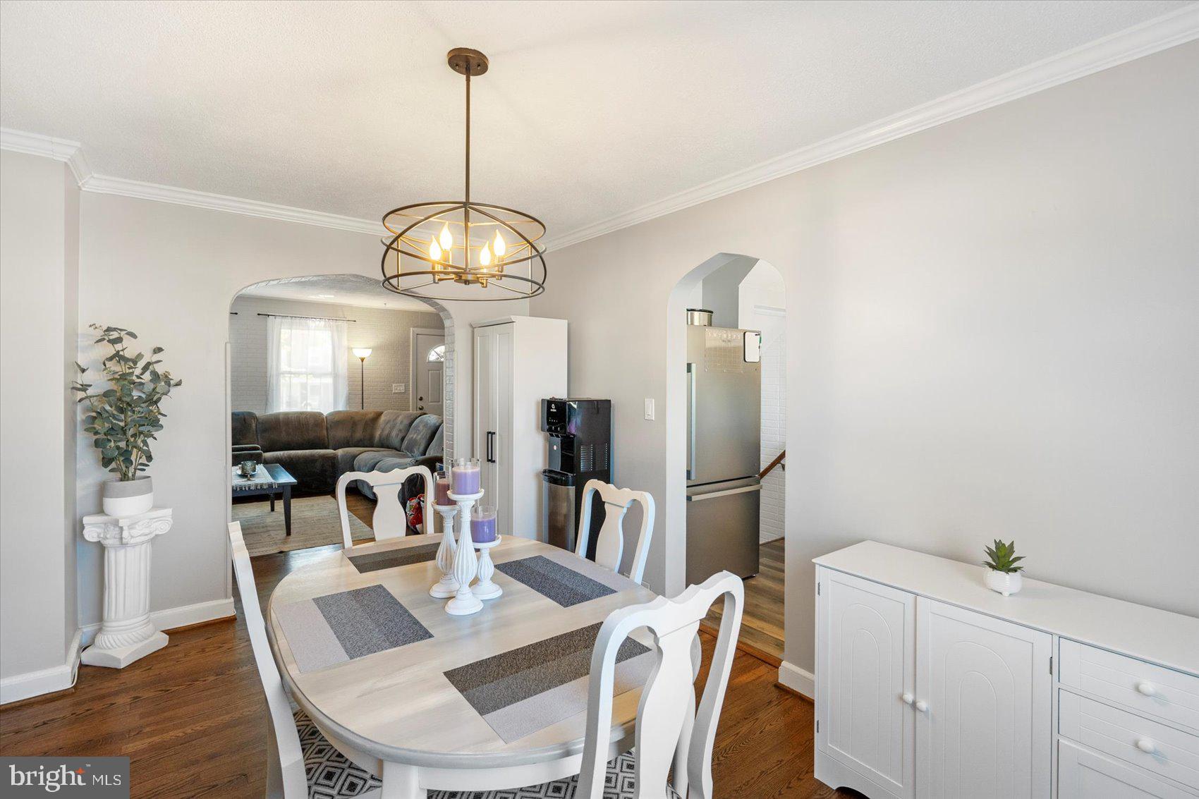 ARBOUR MANOR - Residential