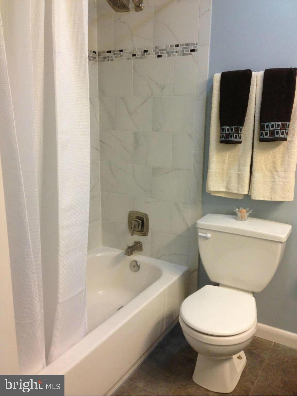 POTOMAC VALLEY - Residential