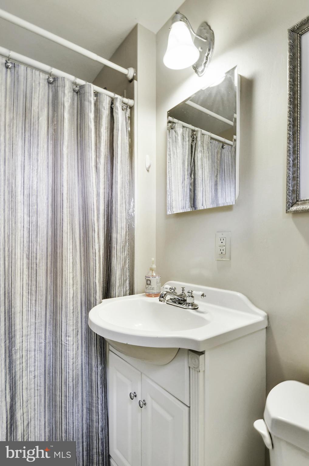 POTOMAC VALLEY - Residential