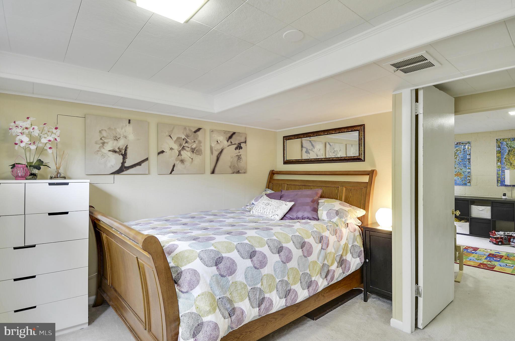 POTOMAC VALLEY - Residential